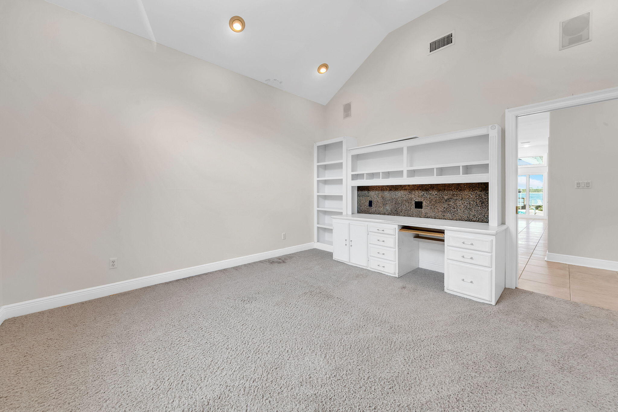 PARISH POINT - Residential