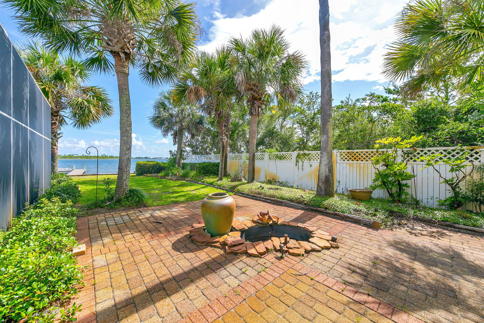 PARISH POINT - Residential