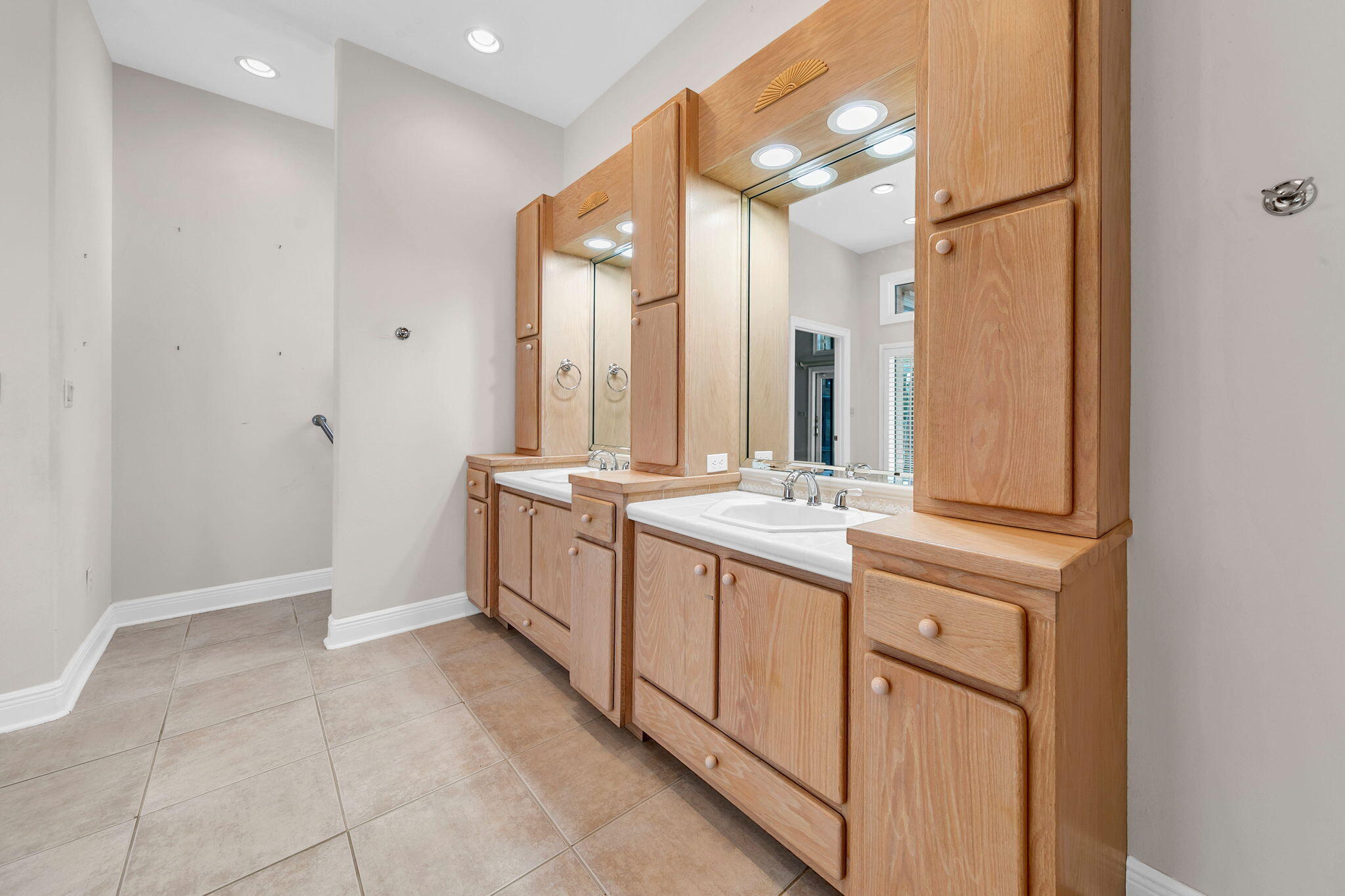 PARISH POINT - Residential