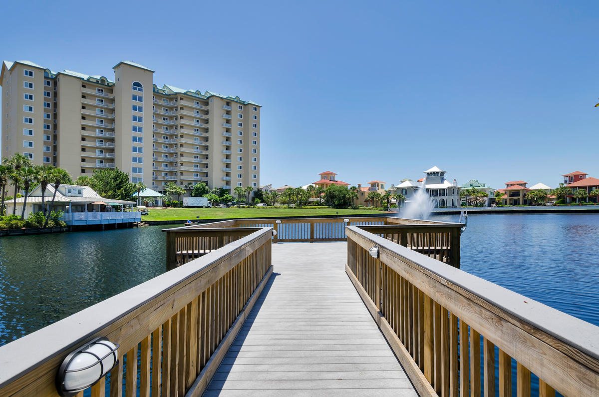 HIDDEN DUNES BEACH VILLAS CONDO - Residential