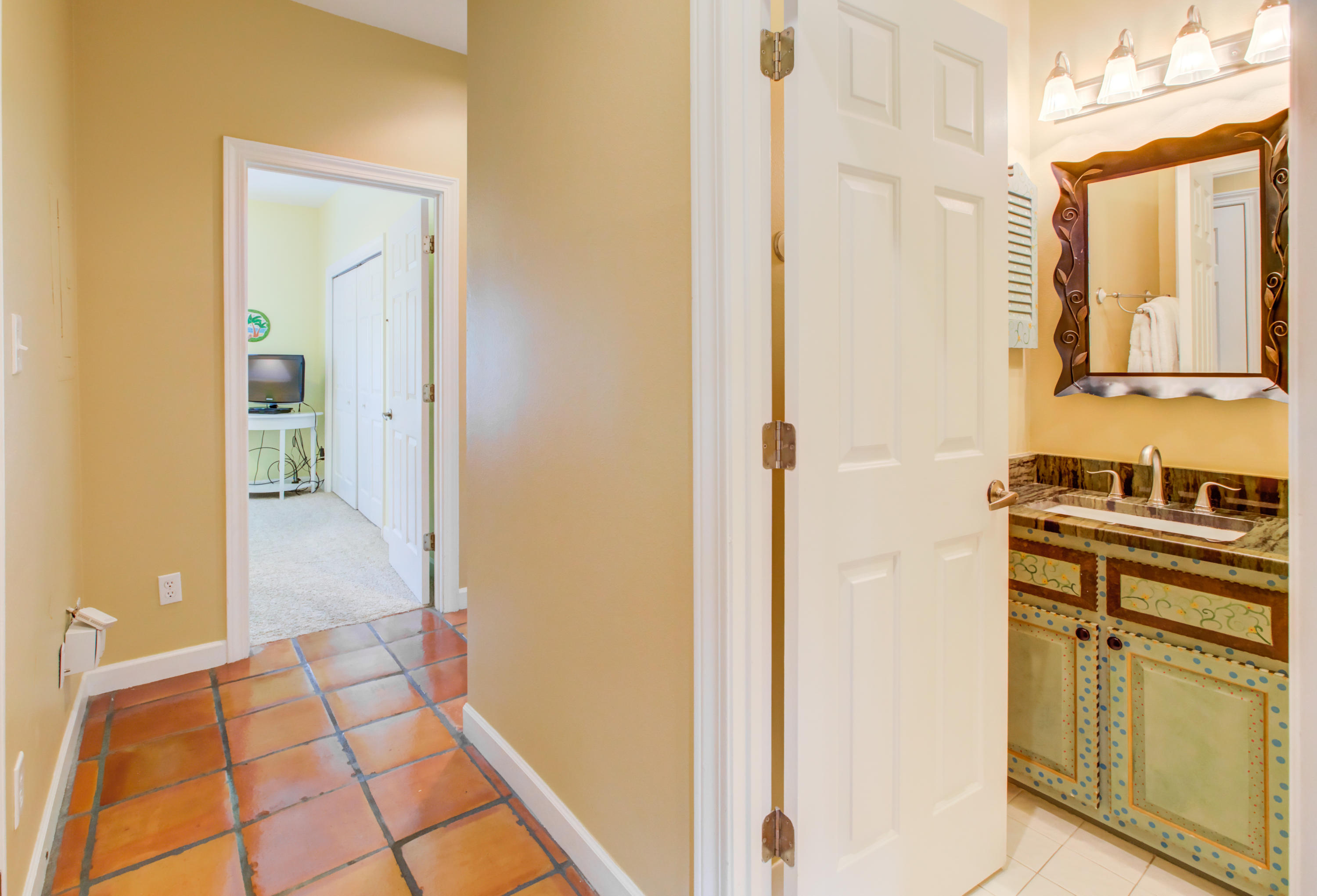 HIDDEN DUNES BEACH VILLAS CONDO - Residential