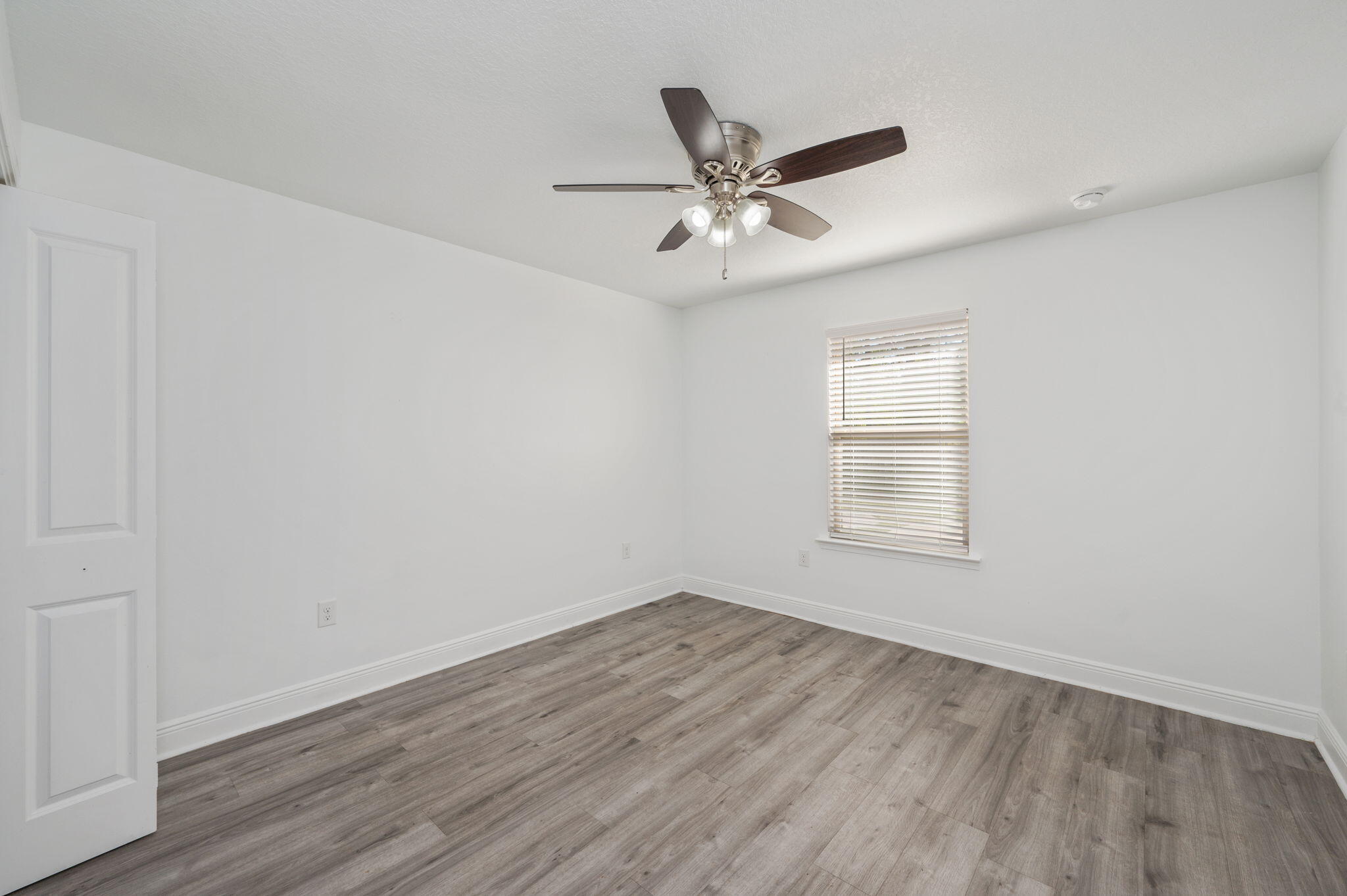 LAKE ARTHUR ESTATES - Residential