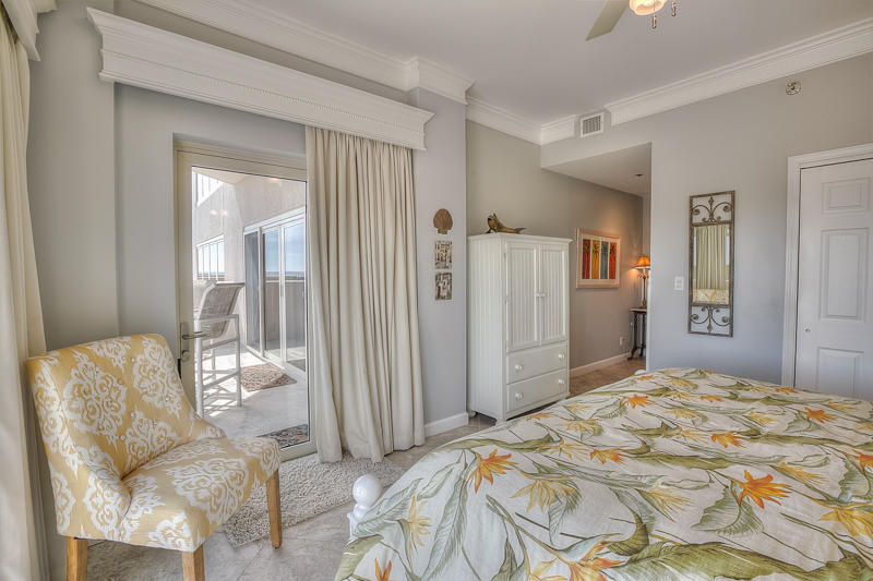 TOPS'L BEACH MANOR - Residential