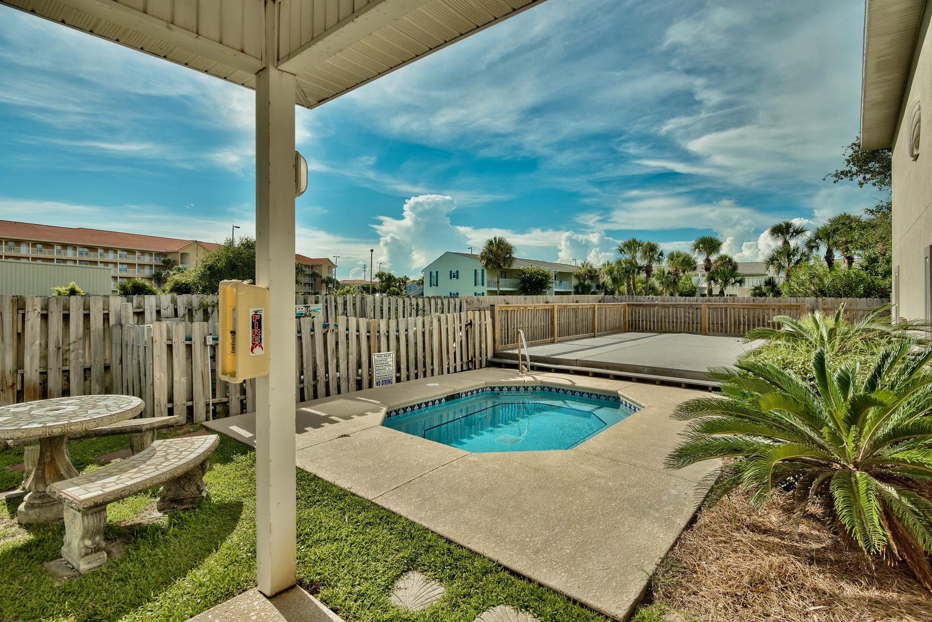 Royal Seaesta Phase II - Residential