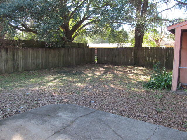 LAKEWOOD 1ST ADDN - Residential