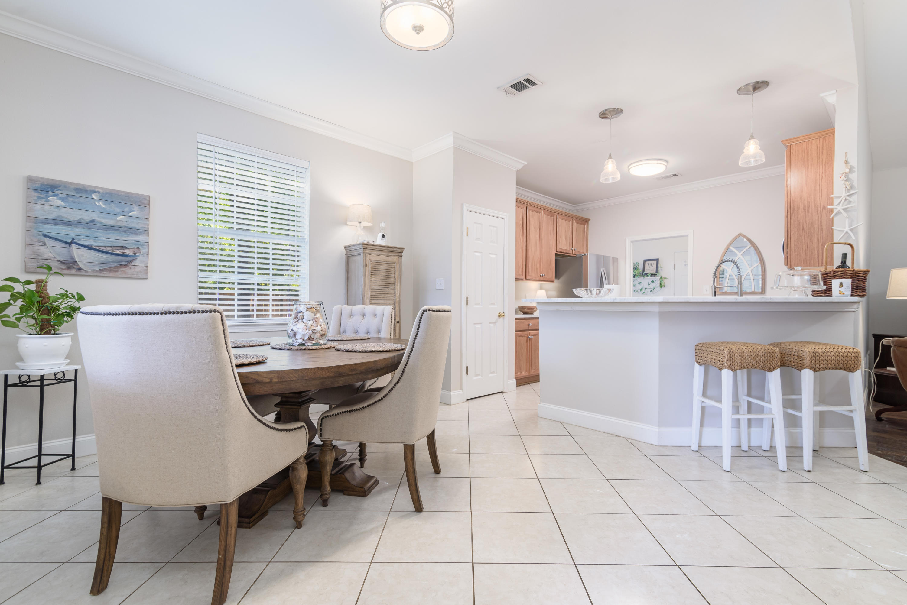 CEDAR LAKE - Residential