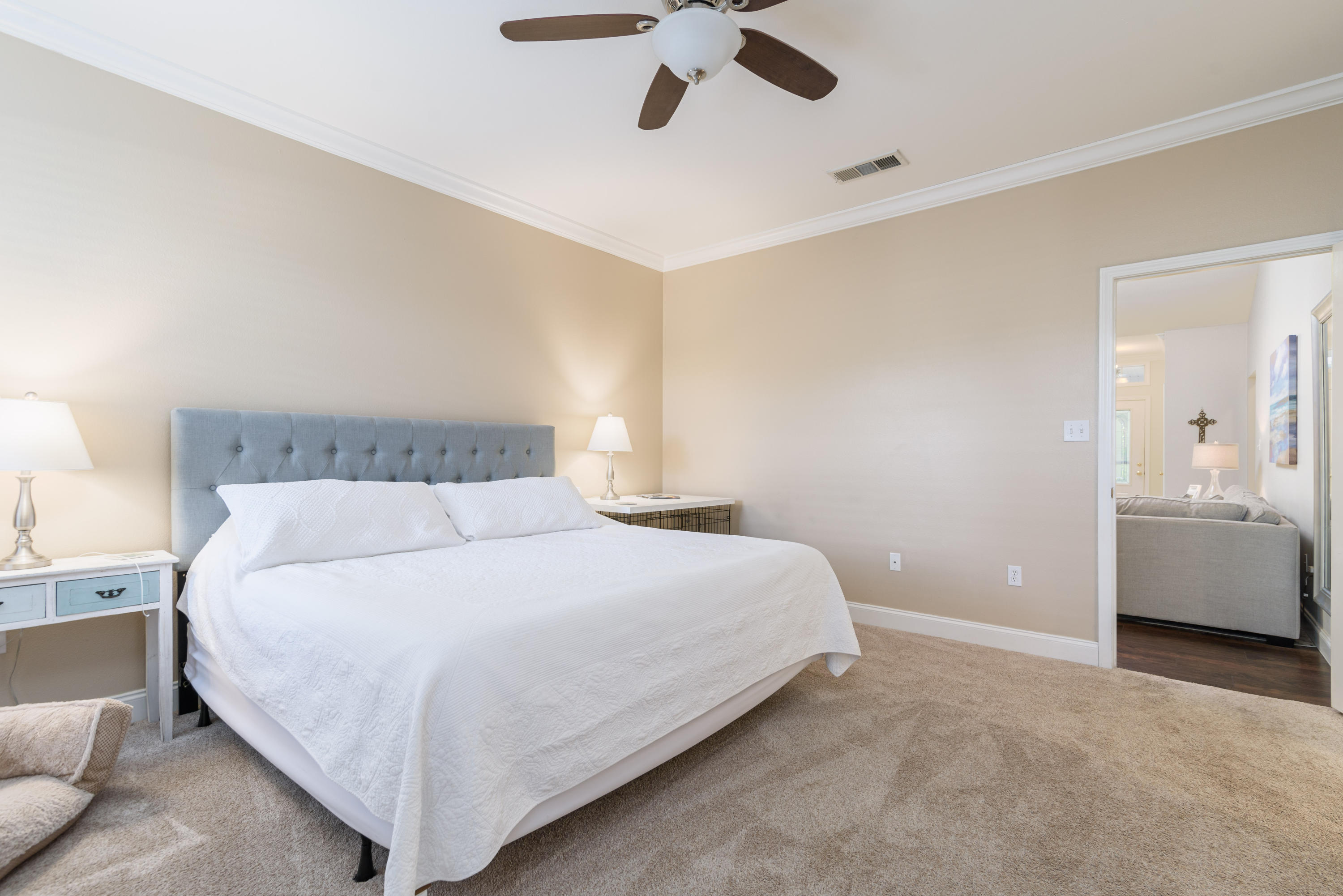 CEDAR LAKE - Residential