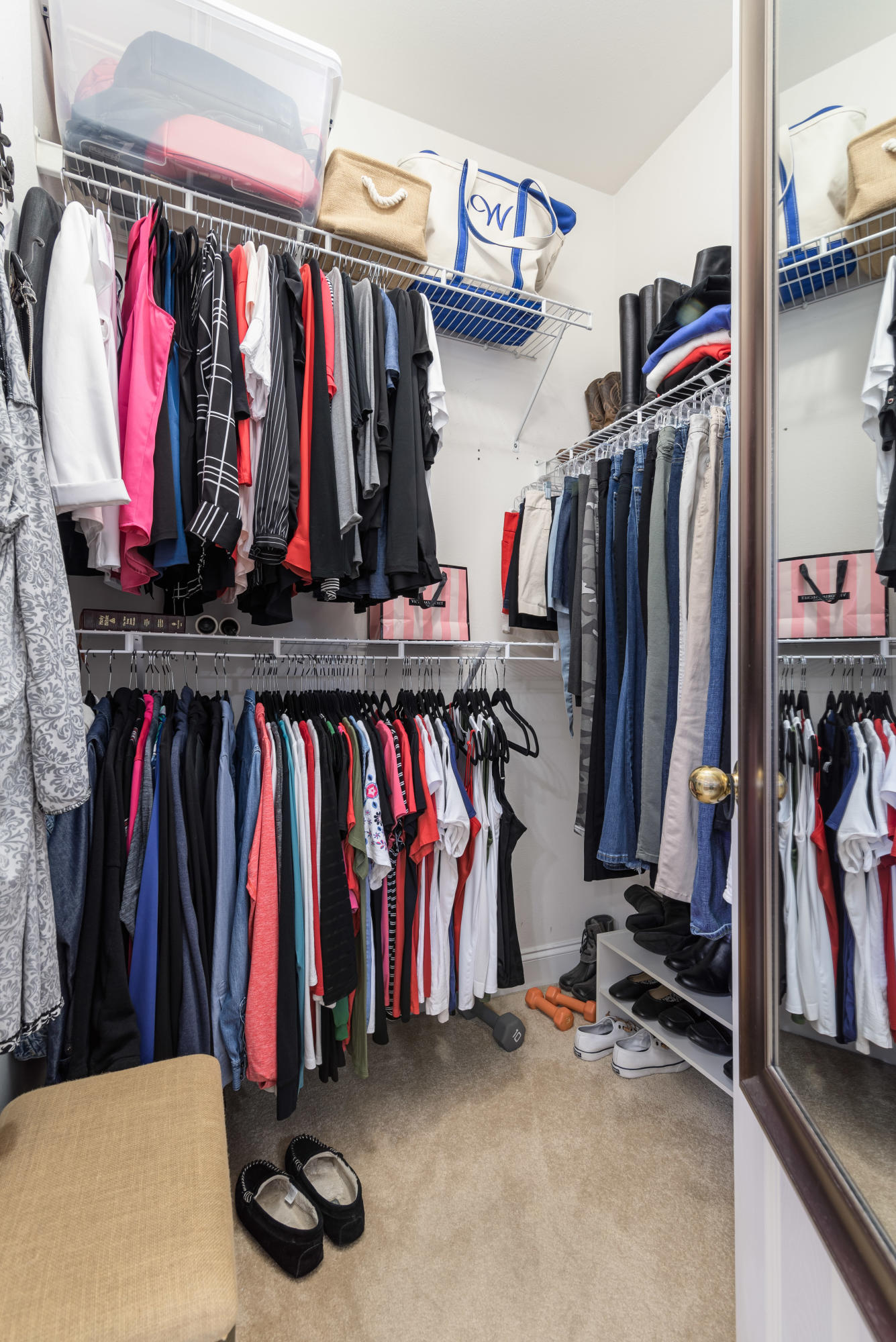 CEDAR LAKE - Residential