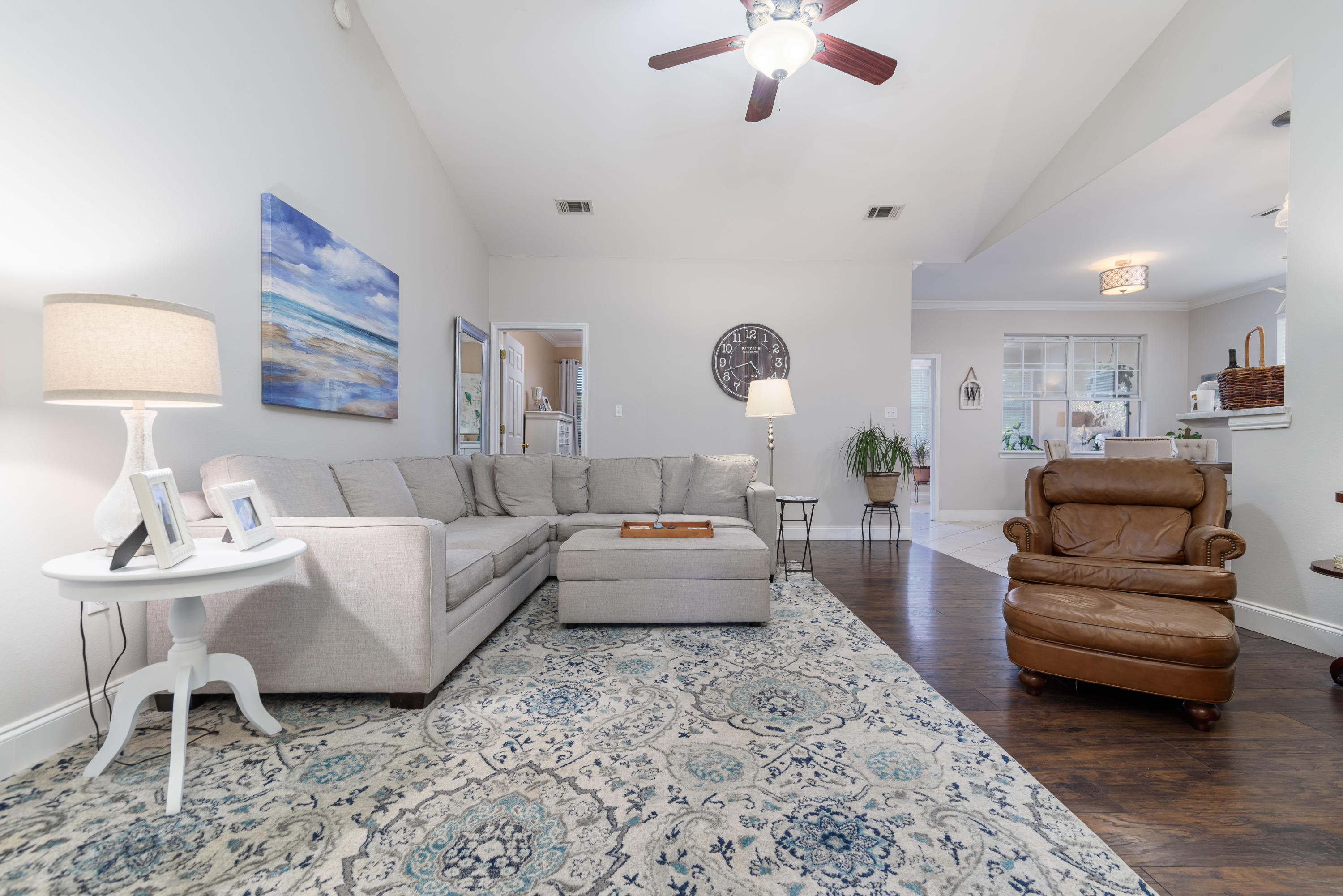 CEDAR LAKE - Residential