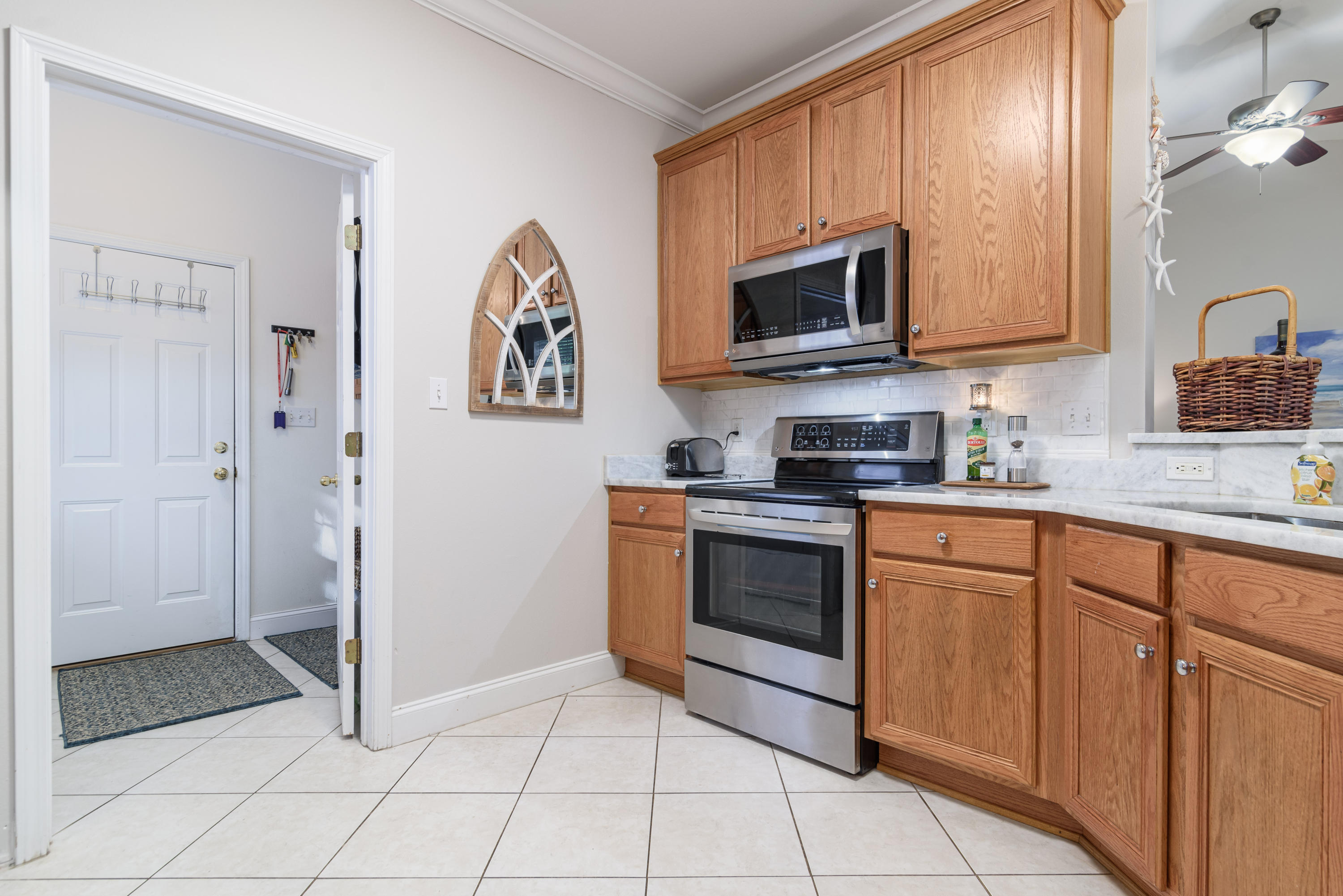 CEDAR LAKE - Residential