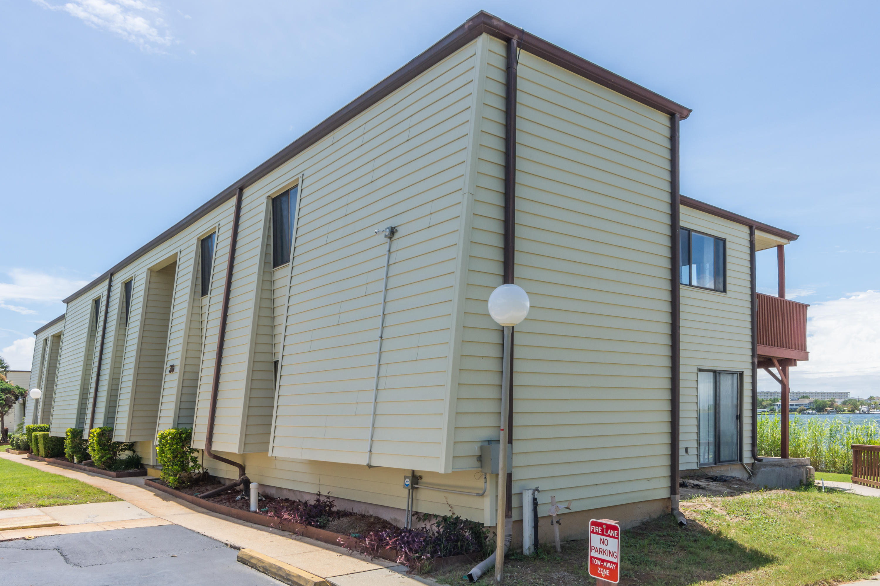 Fountainhead Condominium - Residential