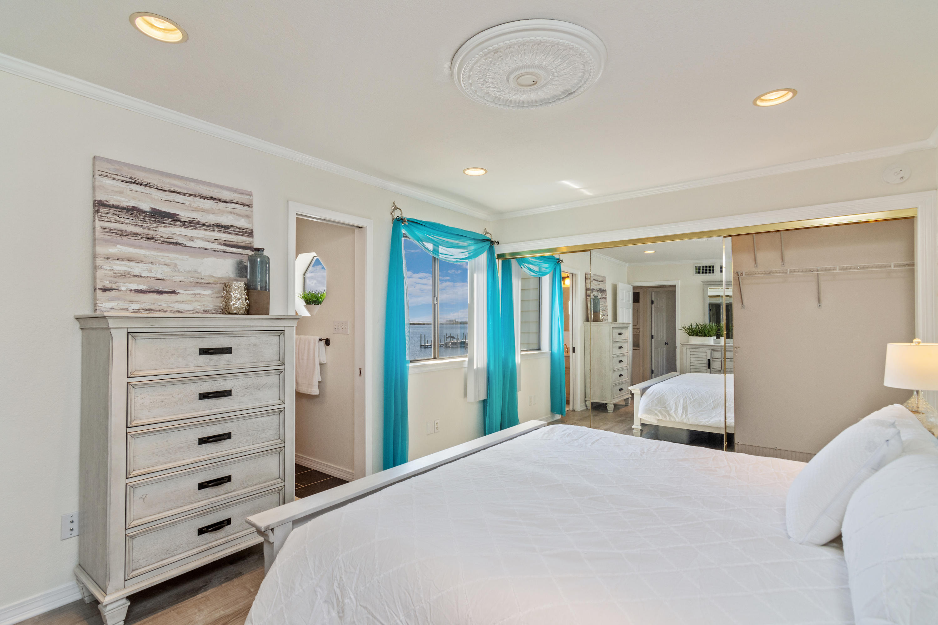 Fountainhead Condominium - Residential