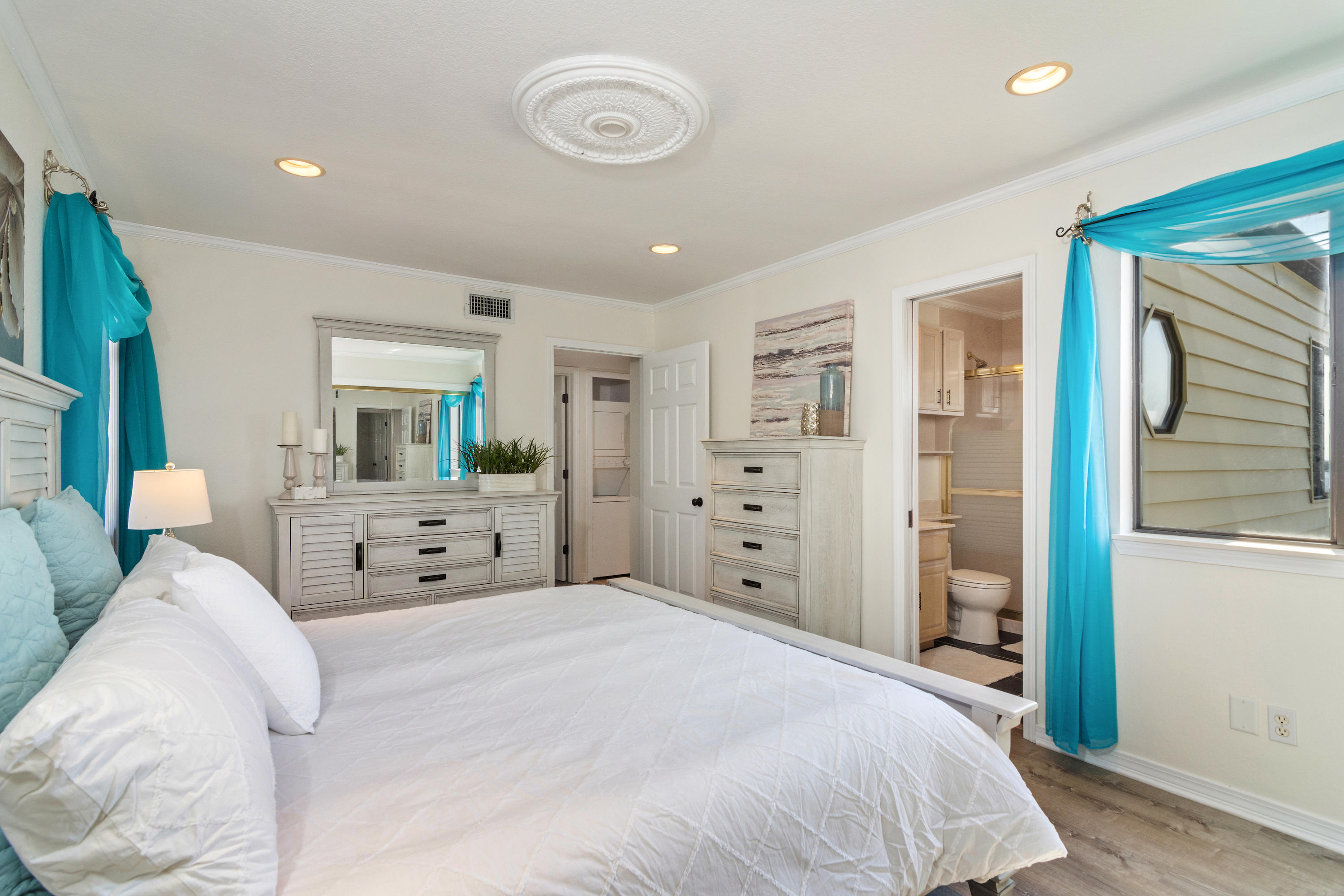 Fountainhead Condominium - Residential