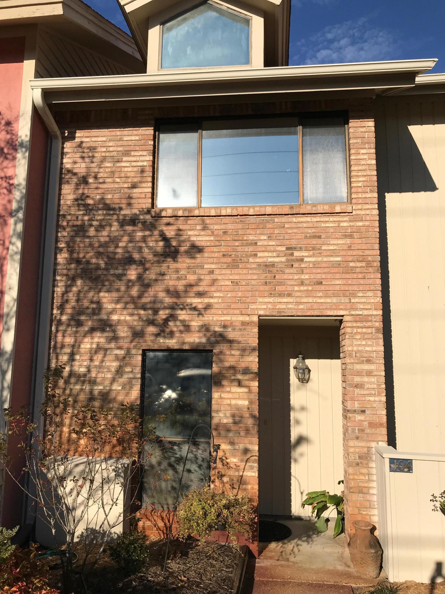 MAGNOLIA BAY CLUB T/H PH 1 - Residential