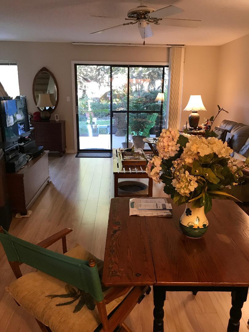 MAGNOLIA BAY CLUB T/H PH 1 - Residential