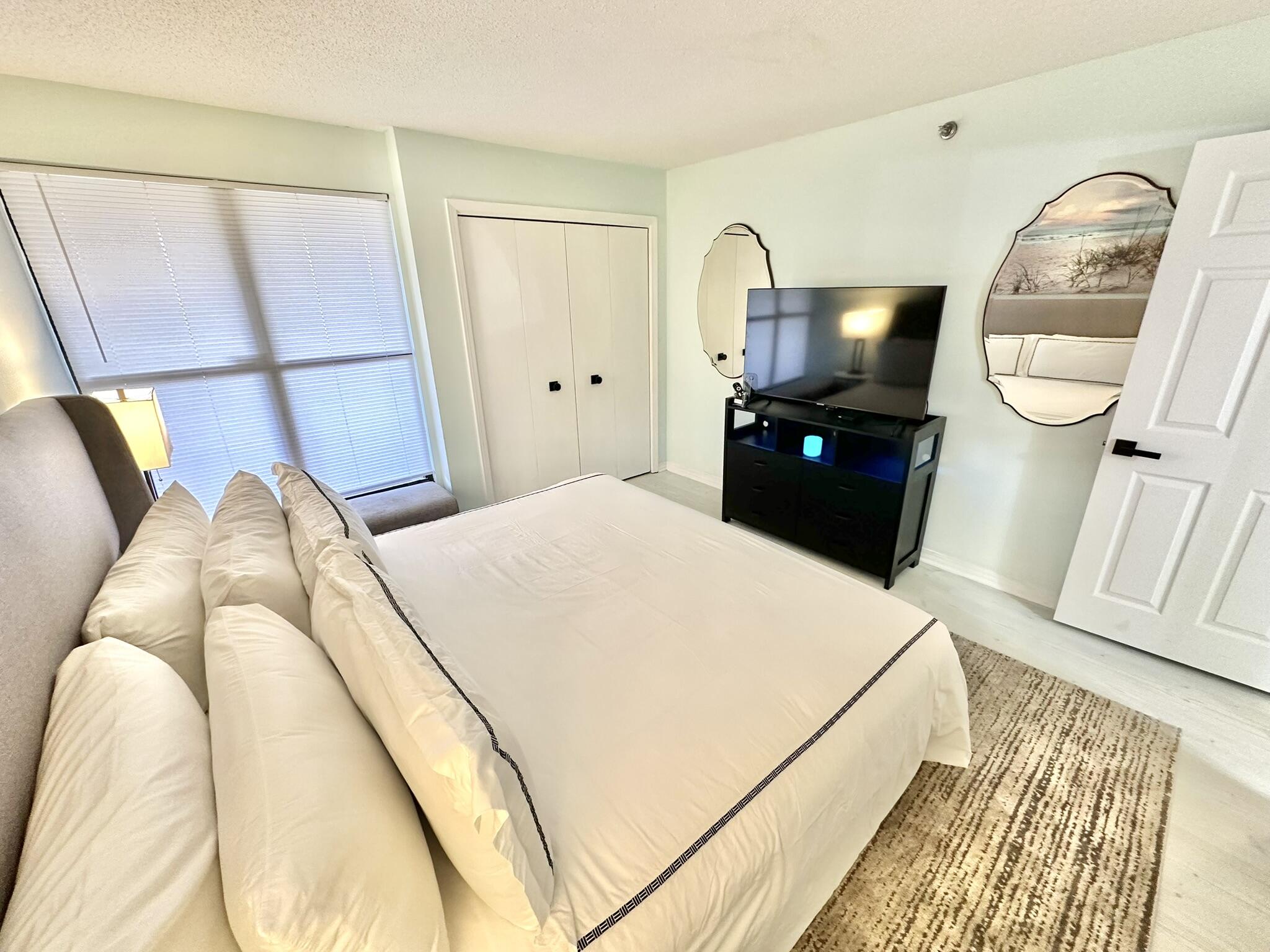 BEACHSIDE 1 CONDO - Residential