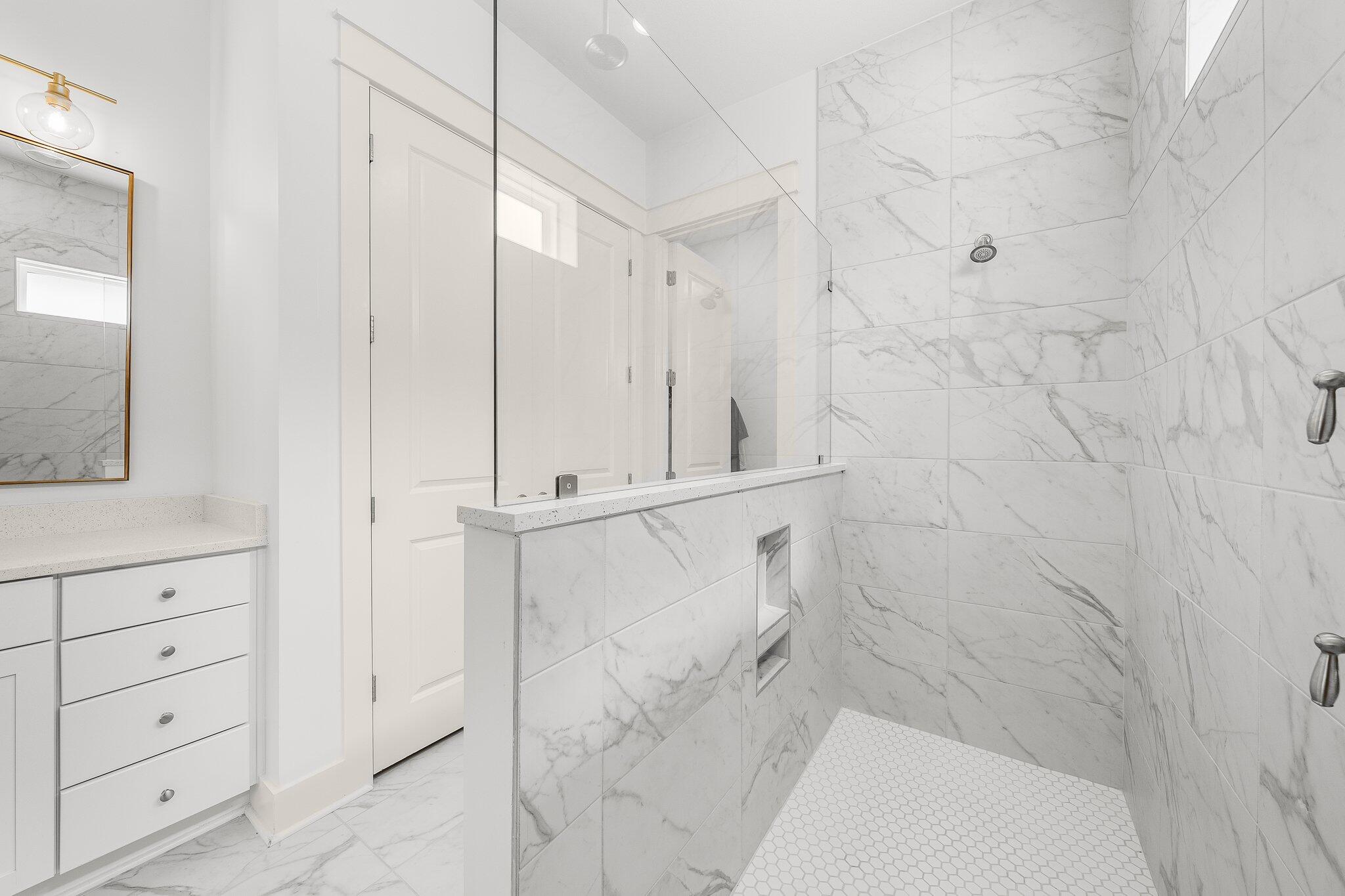 SWEET BAY - Residential