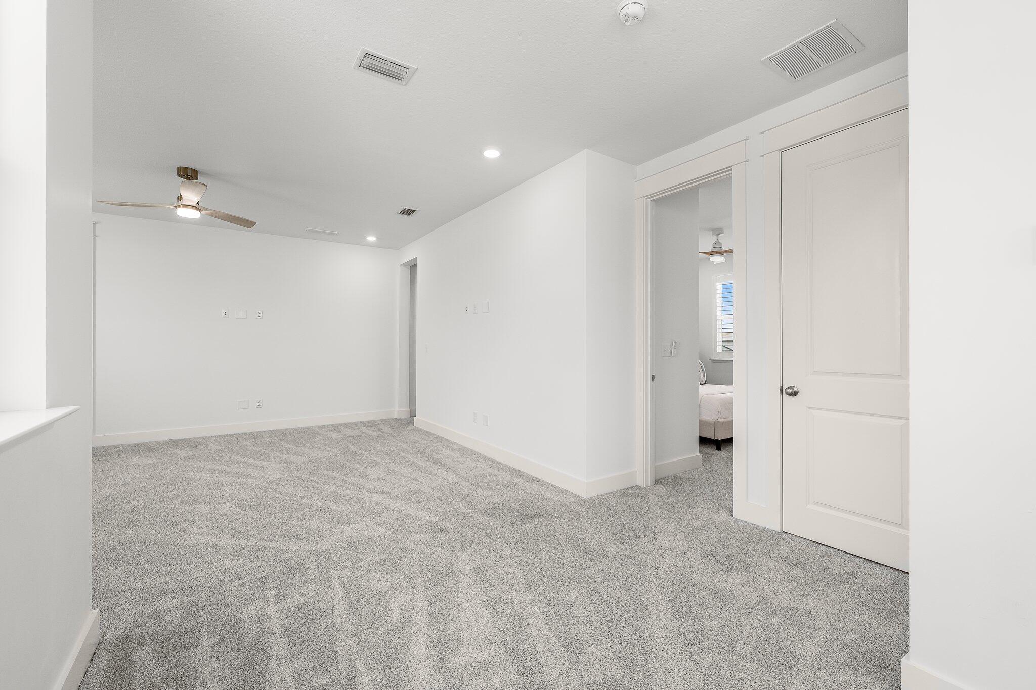 SWEET BAY - Residential