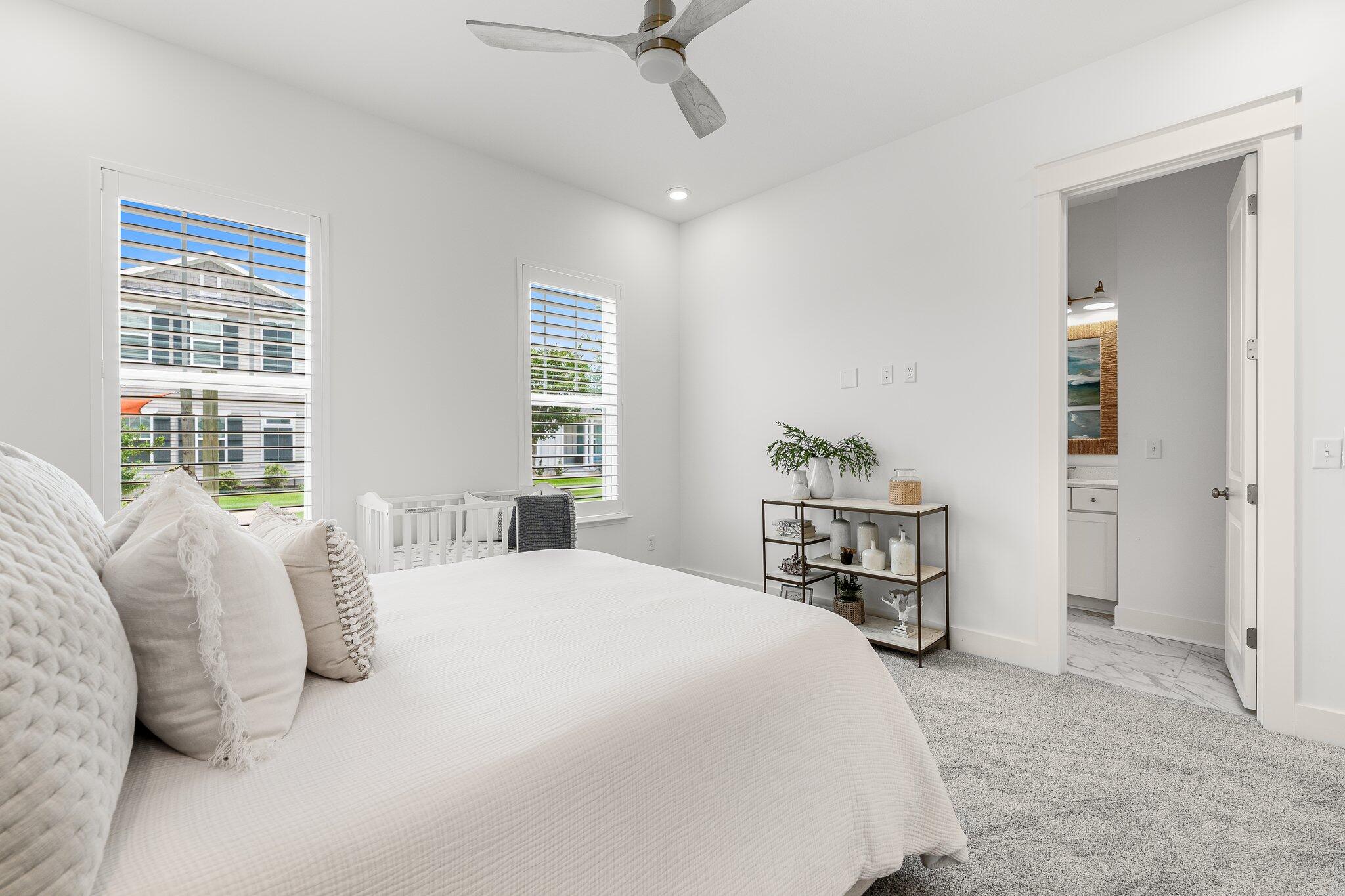 SWEET BAY - Residential