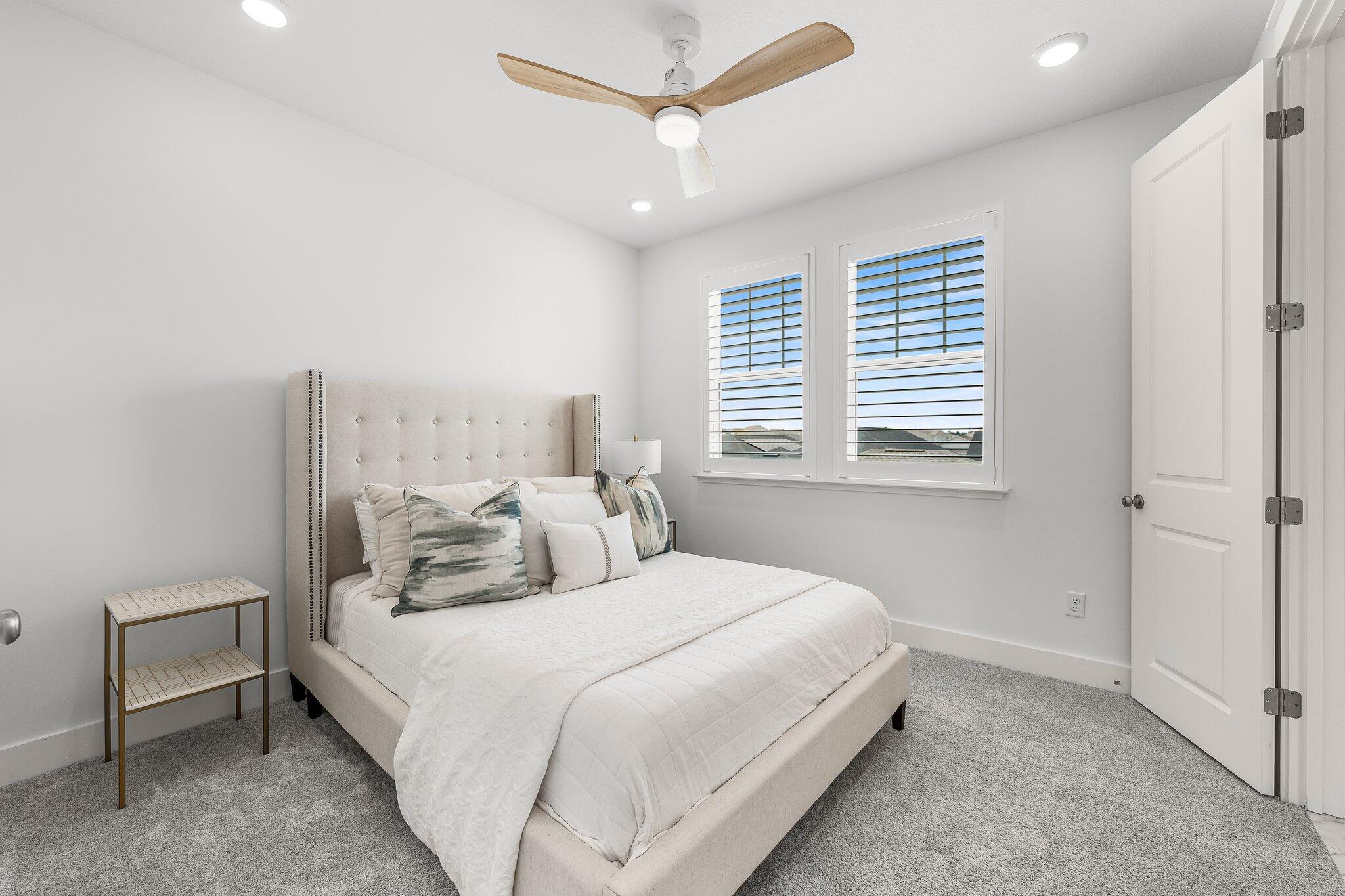 SWEET BAY - Residential