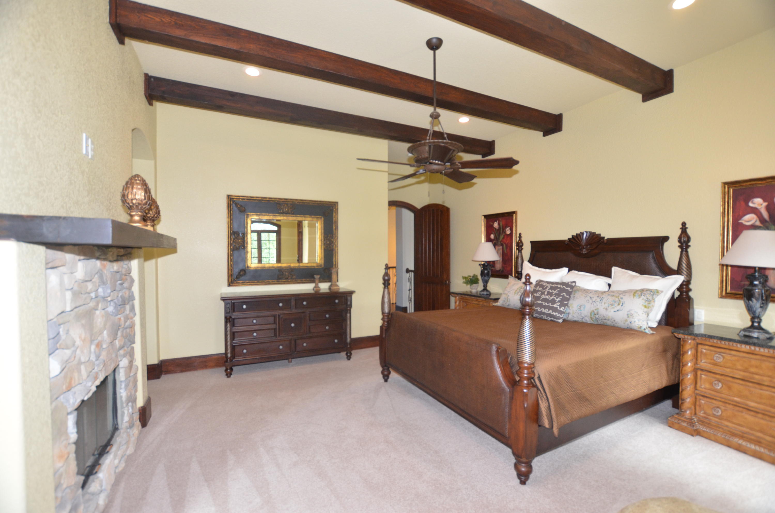 TUSCANA - Residential Lease