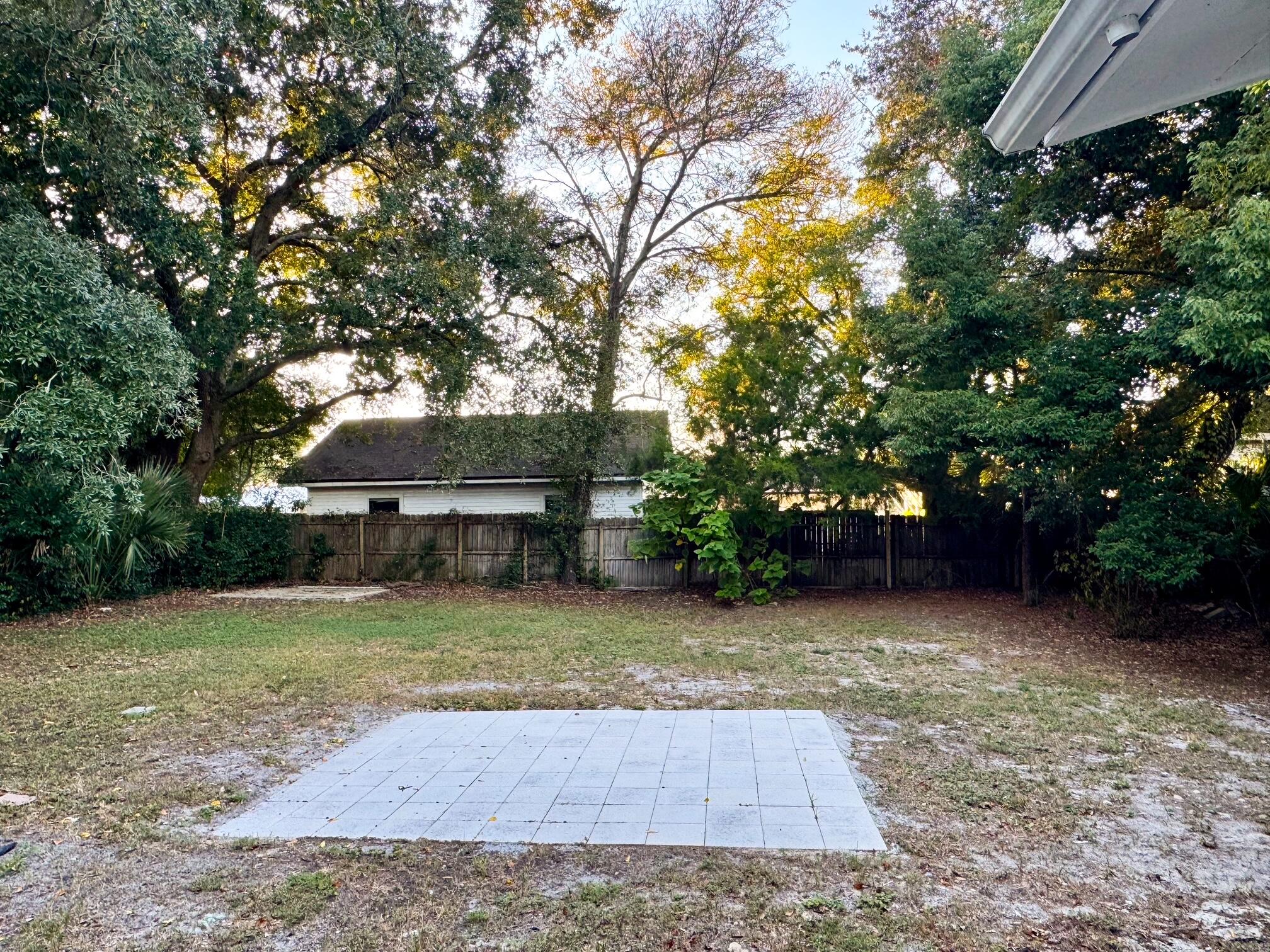 PARK PLACE 2ND ADDN - Residential Lease