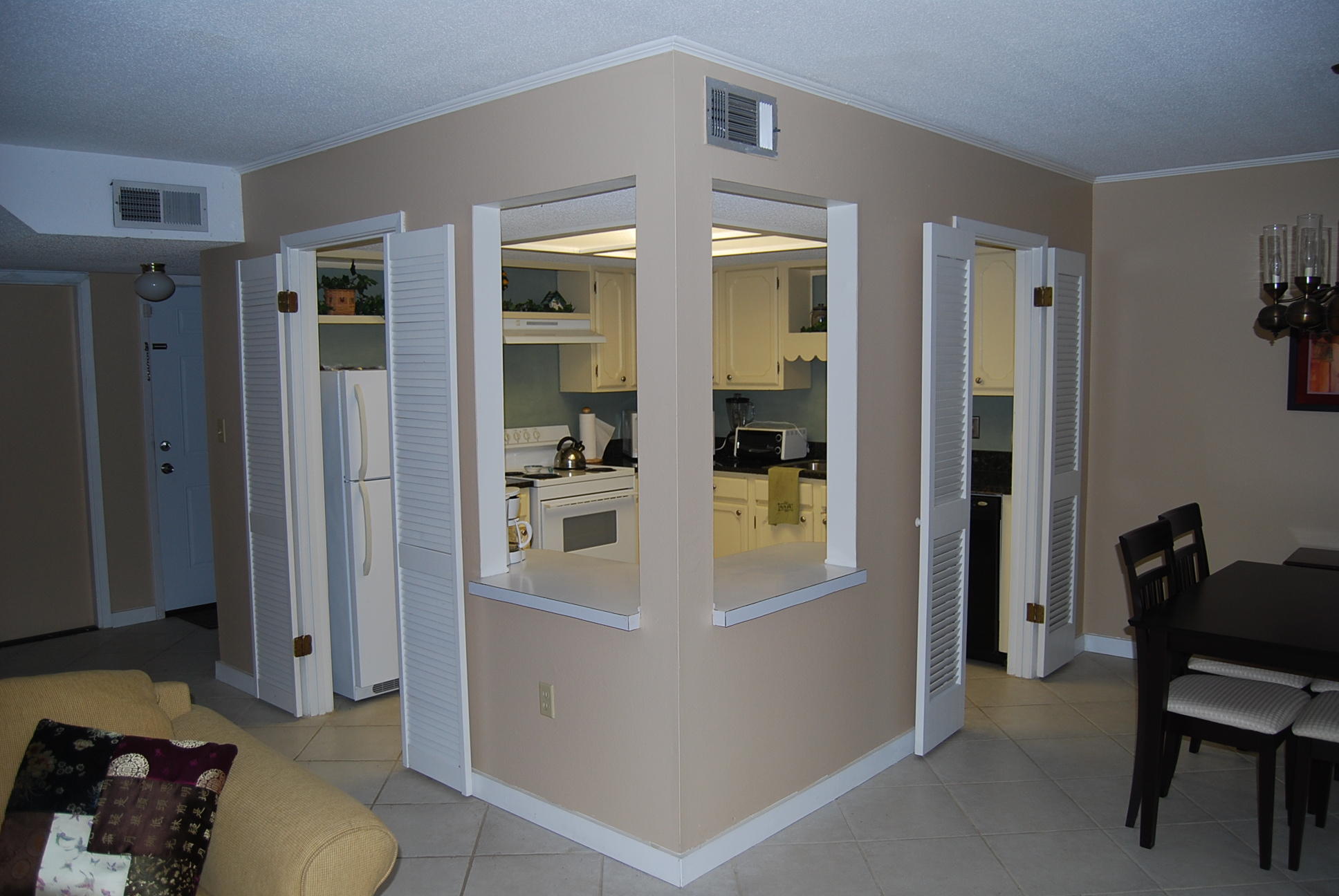 HIDDEN COVE T/H - Residential