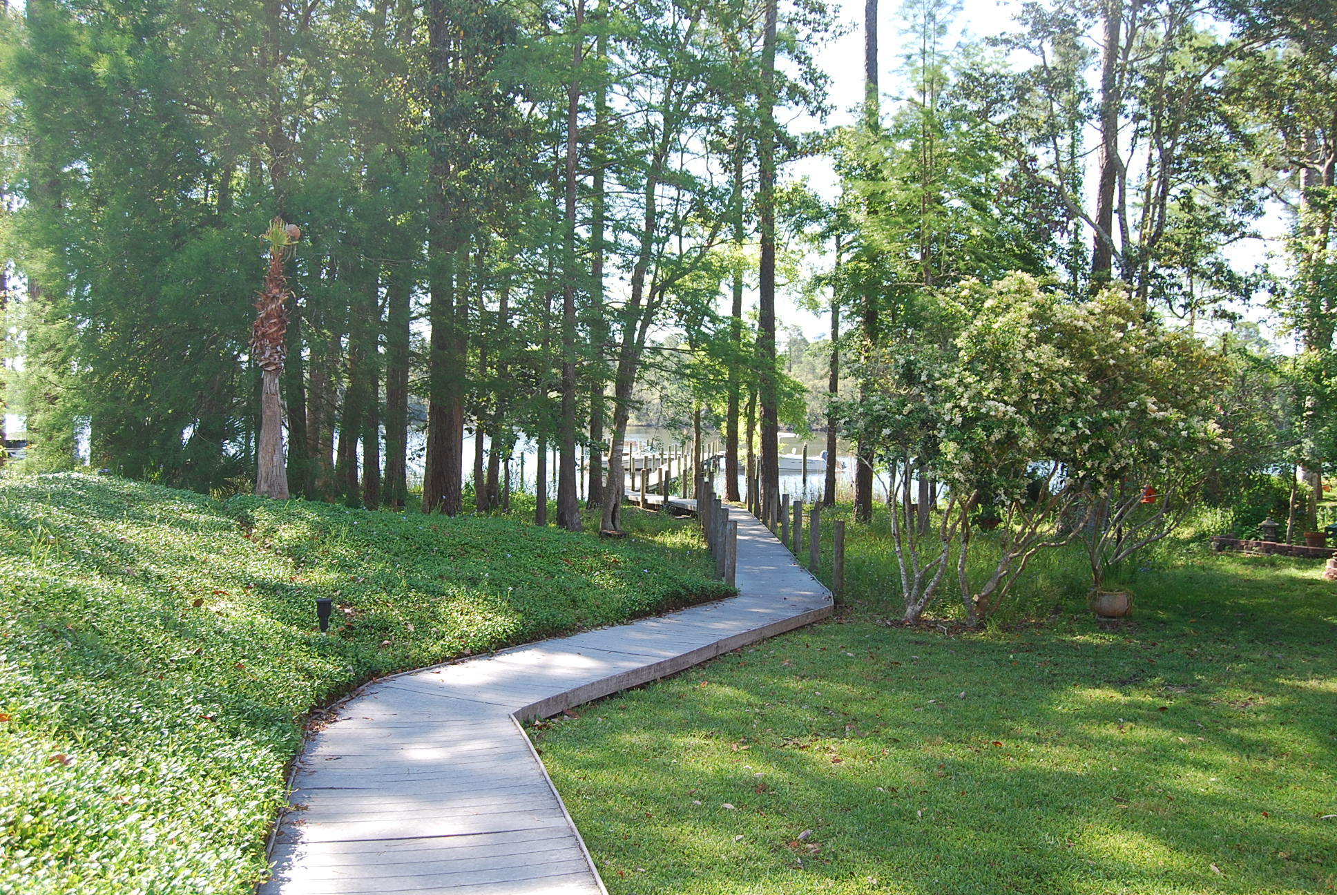 HIDDEN COVE T/H - Residential