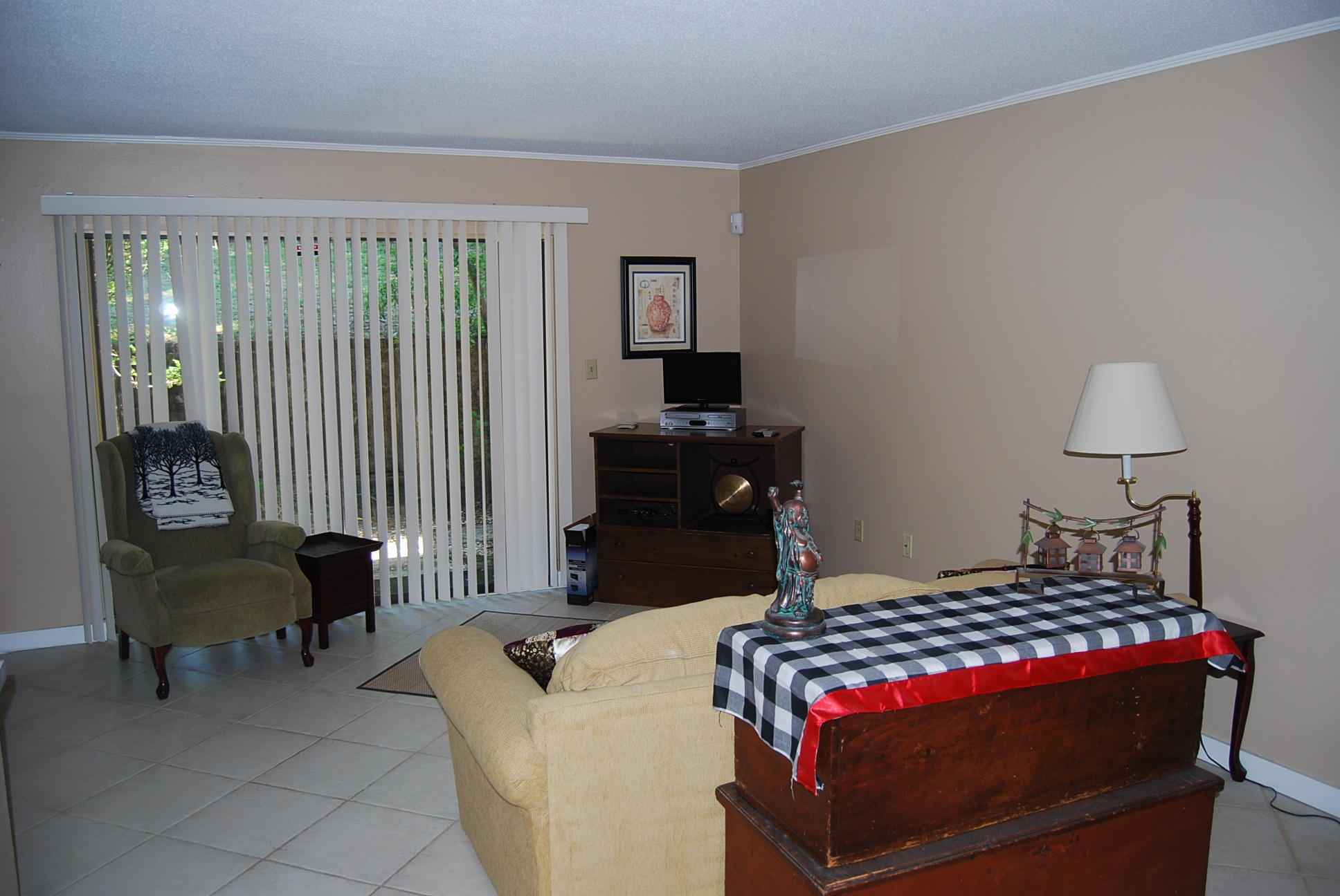 HIDDEN COVE T/H - Residential