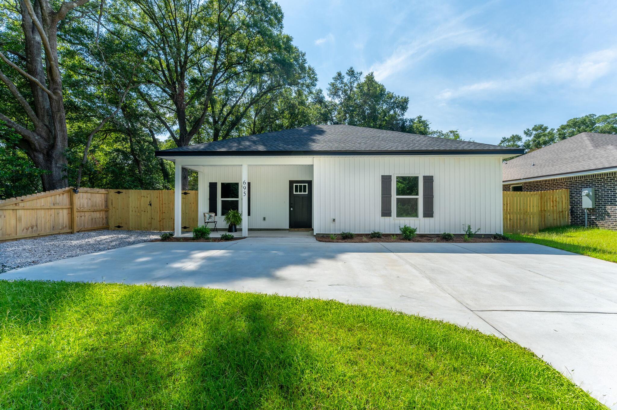 Crestview Lot 1 BLK 107 - Residential