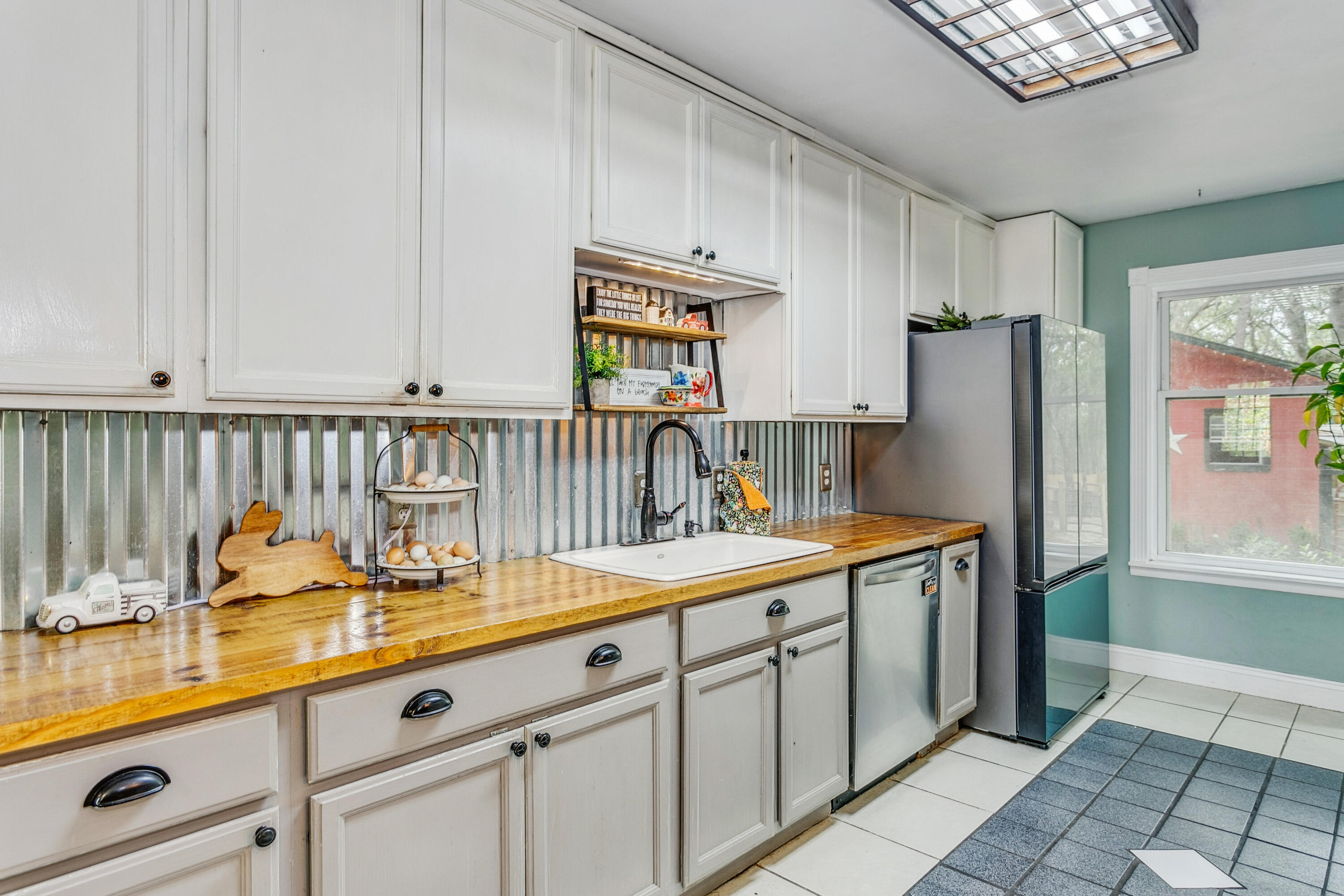 NONESUCH WAY - Residential