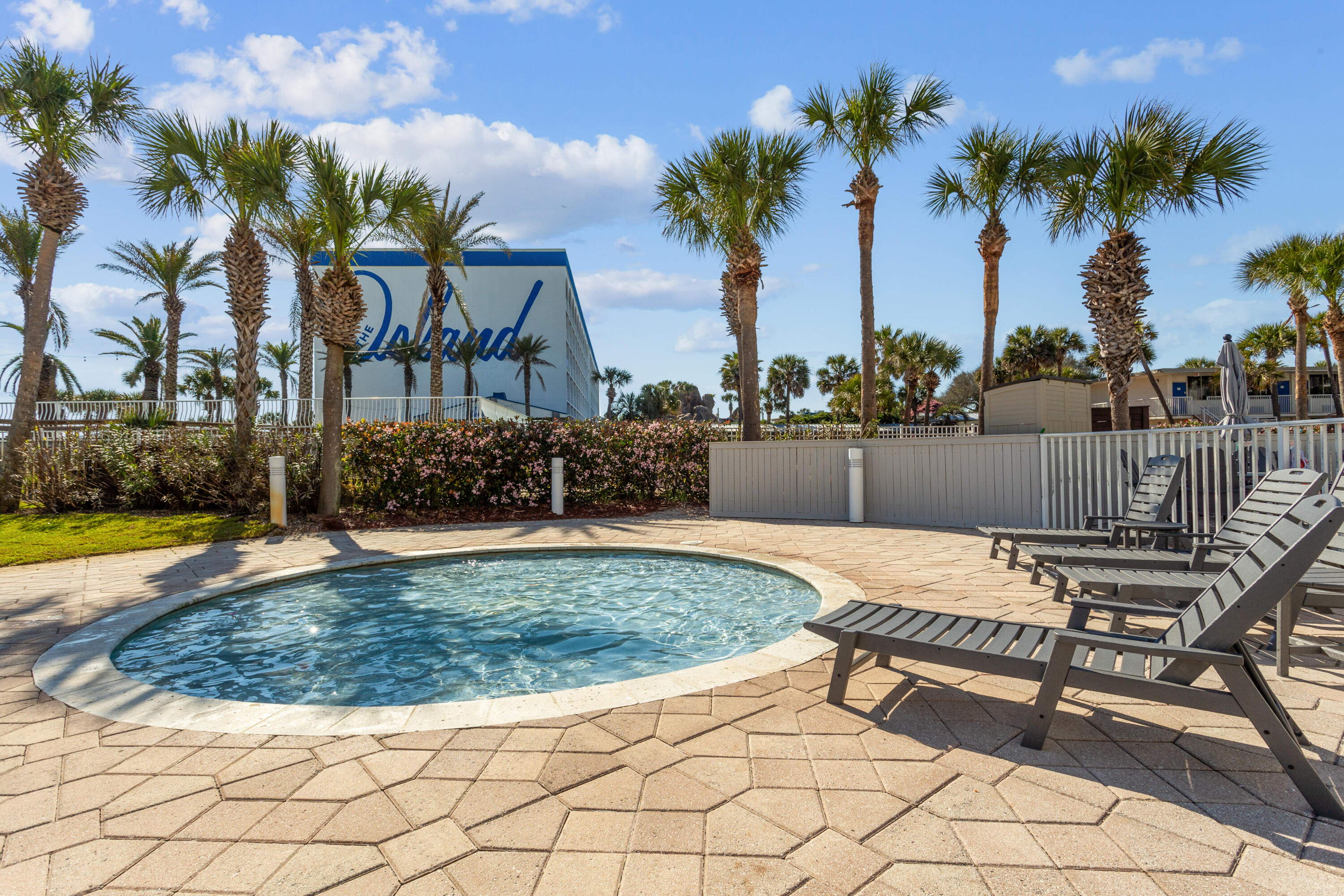 DESTIN WEST BEACH & BAY RESORT-GULFSIDE - Residential
