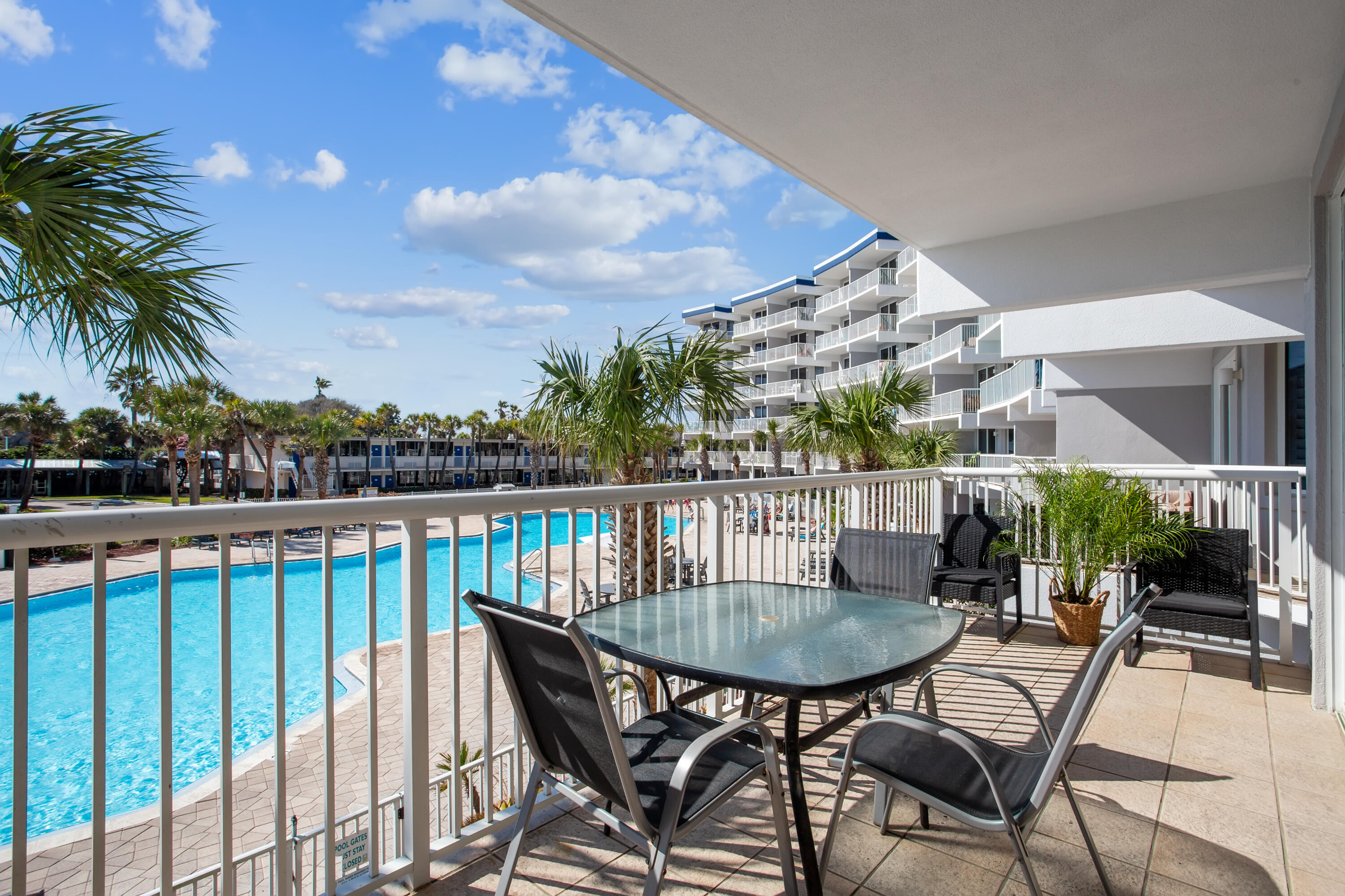 DESTIN WEST BEACH & BAY RESORT-GULFSIDE - Residential