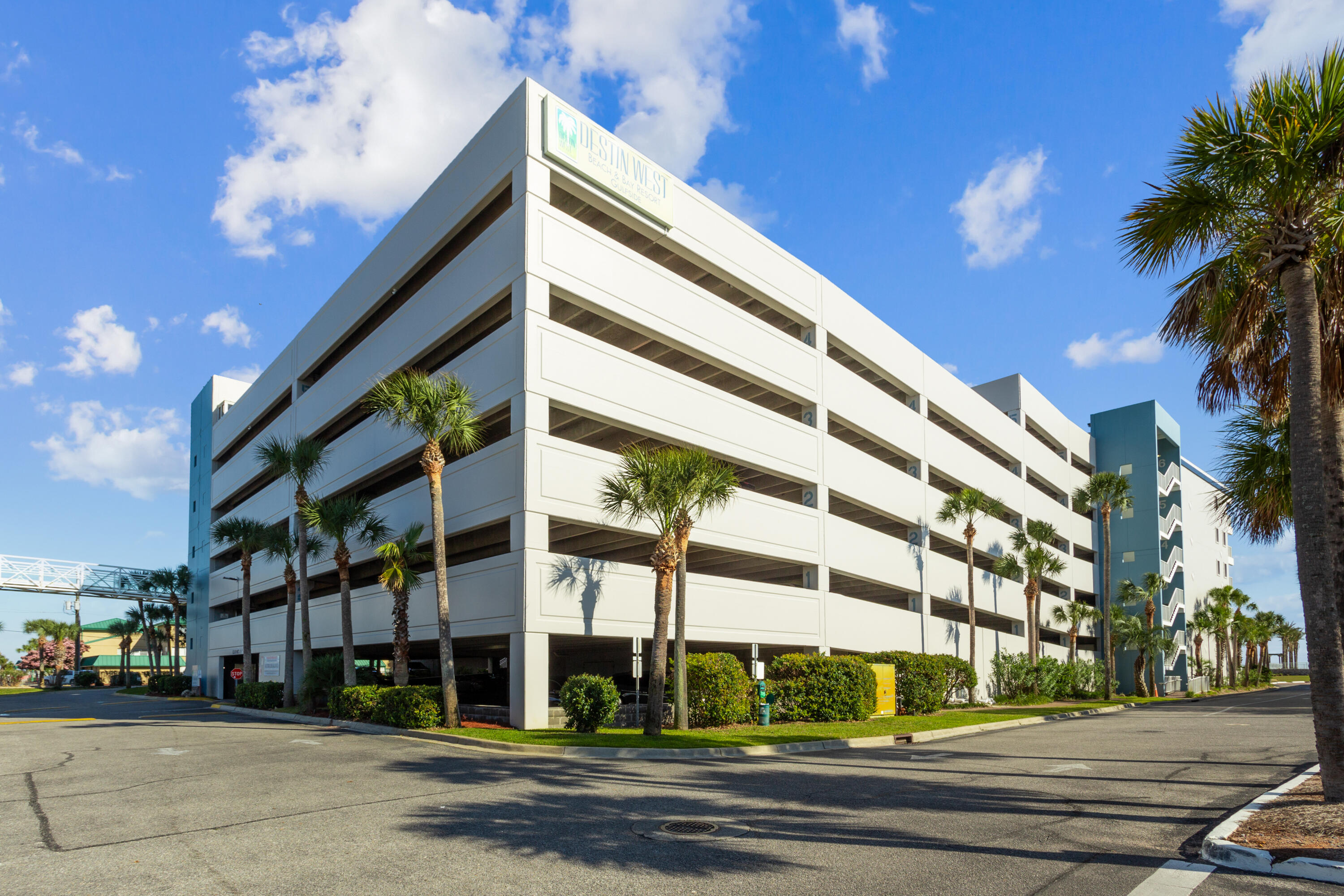 DESTIN WEST BEACH & BAY RESORT-GULFSIDE - Residential