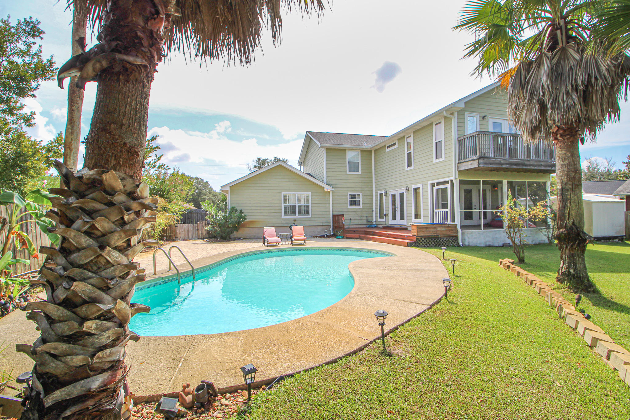 PARISH PINES - Residential