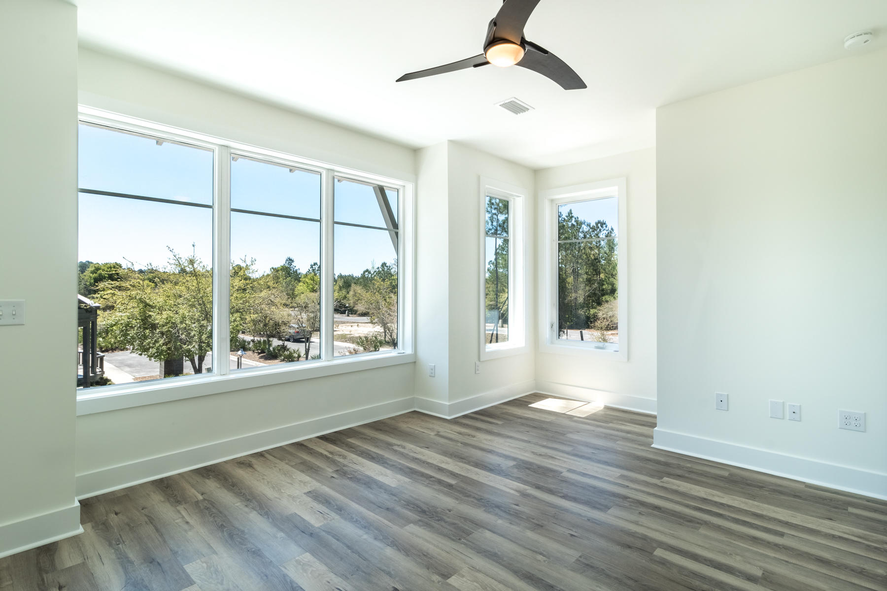 EDEN'S LANDING - Residential