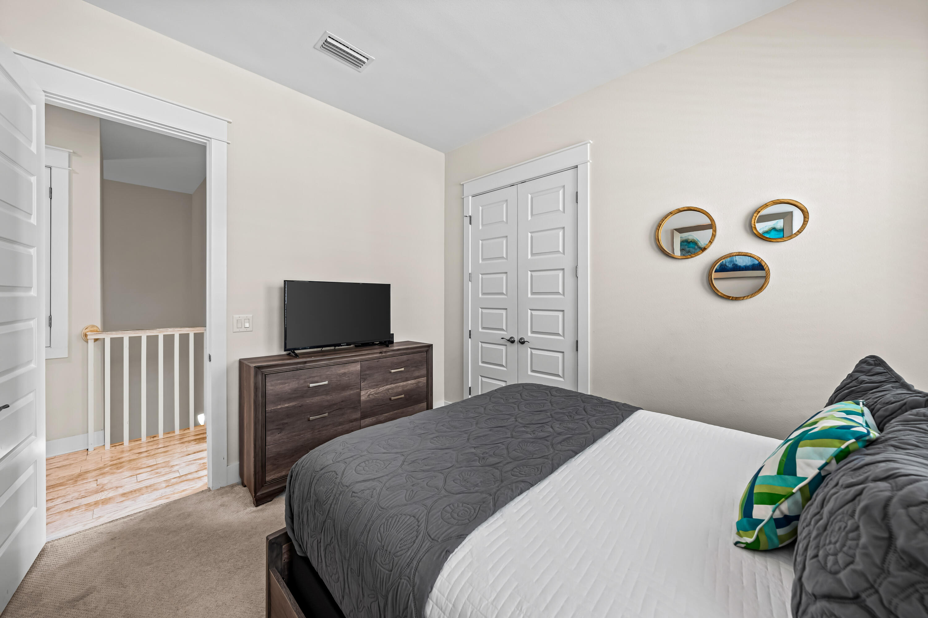 PROMINENCE - Residential