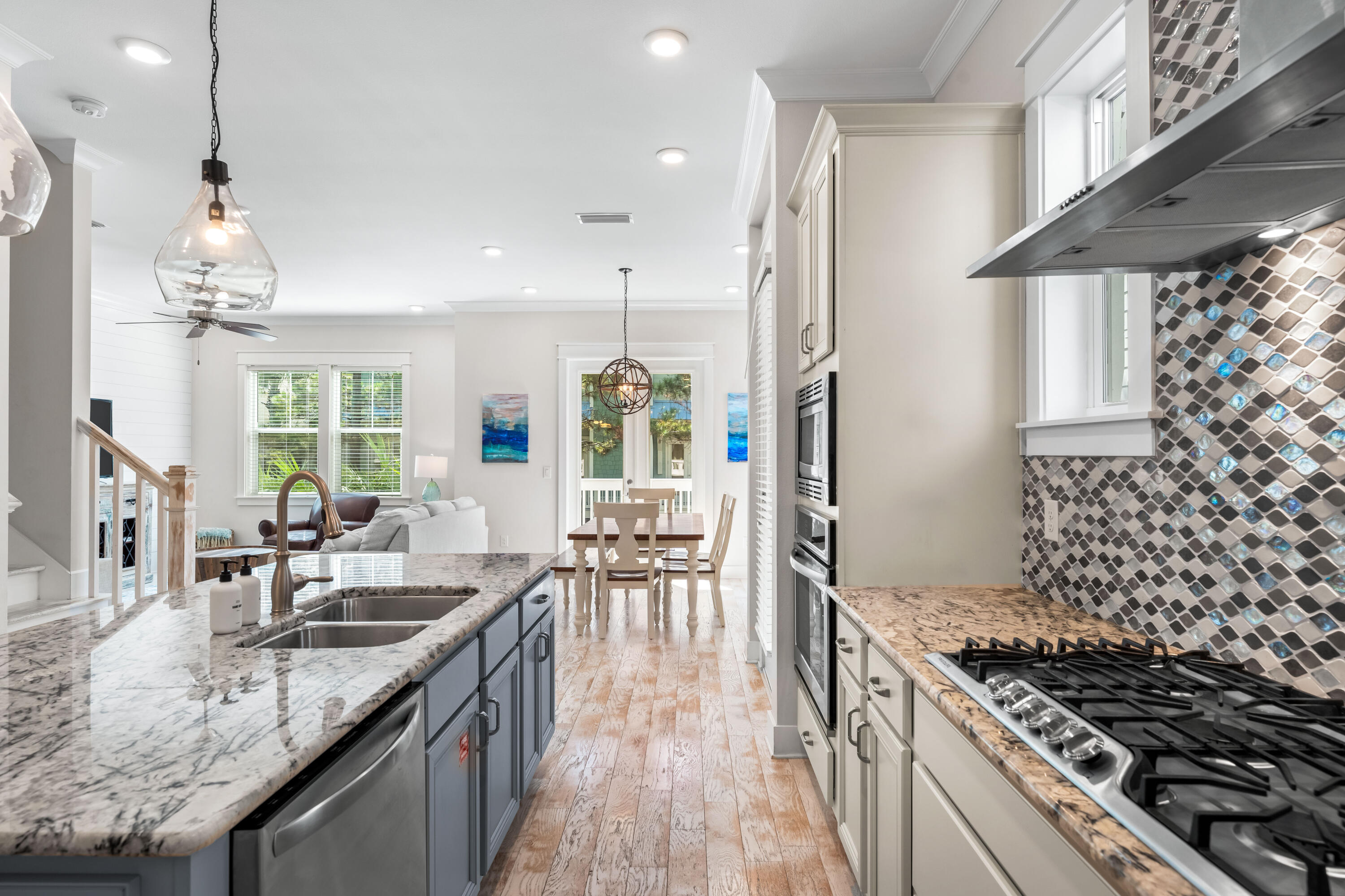 PROMINENCE - Residential