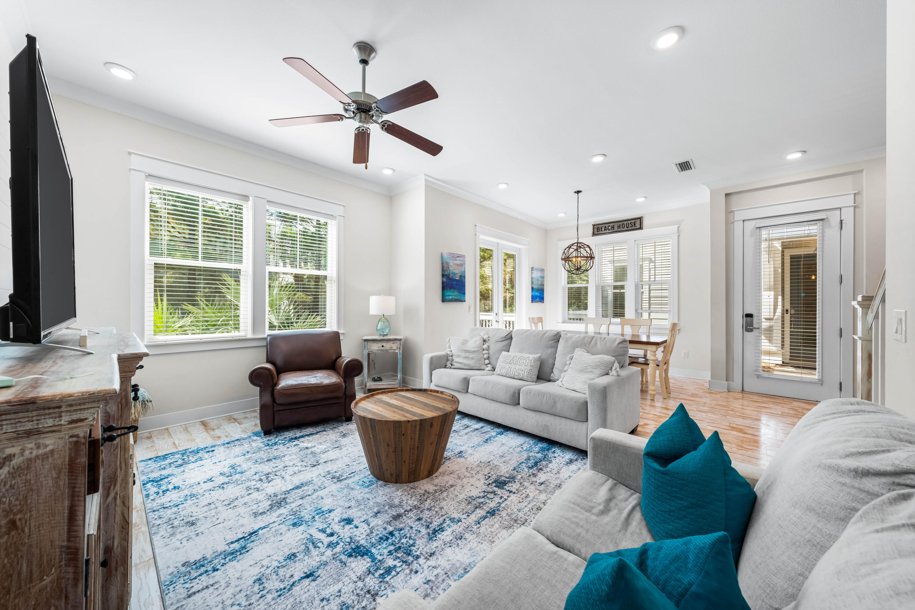 PROMINENCE - Residential