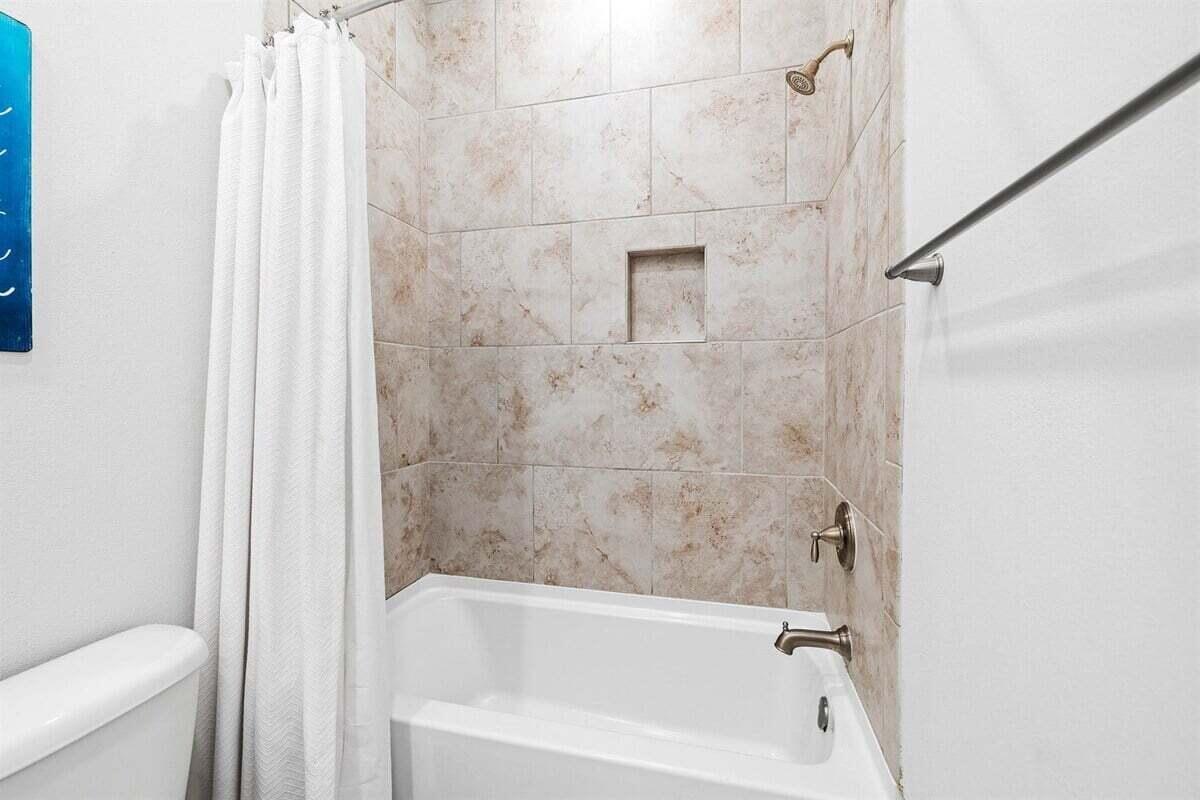 PROMINENCE/TRIPLEXES - Residential