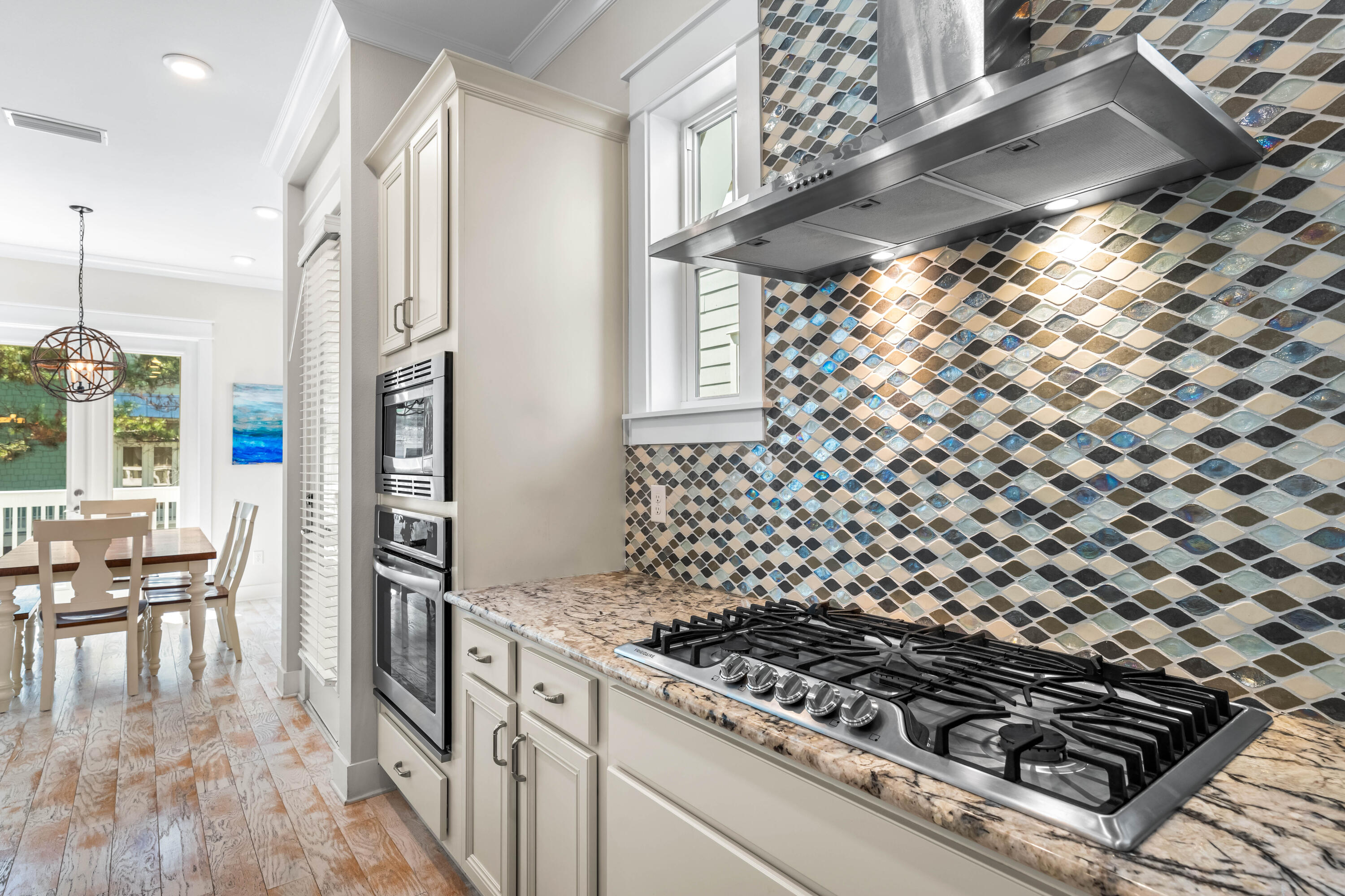 PROMINENCE - Residential