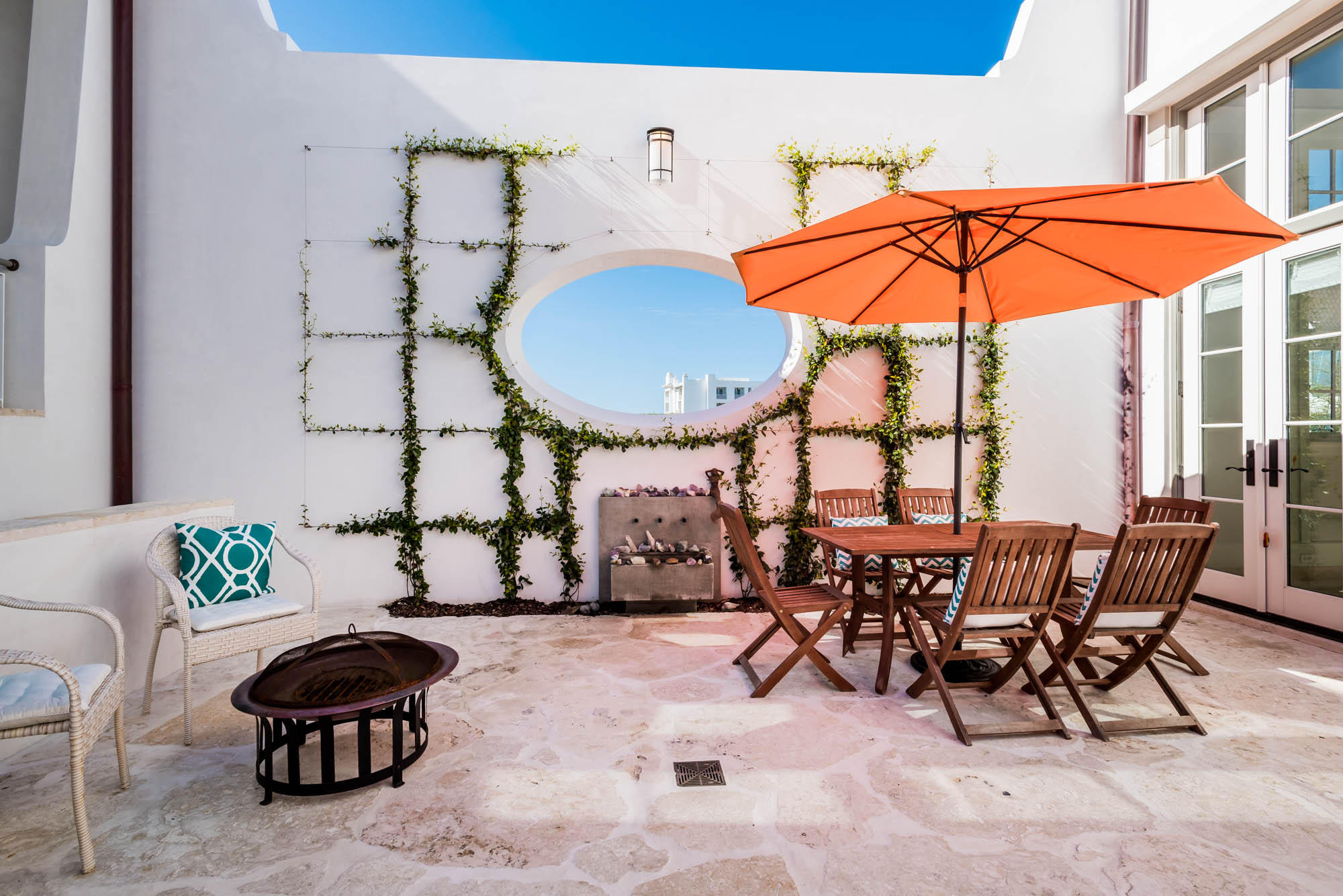 ALYS BEACH - Residential