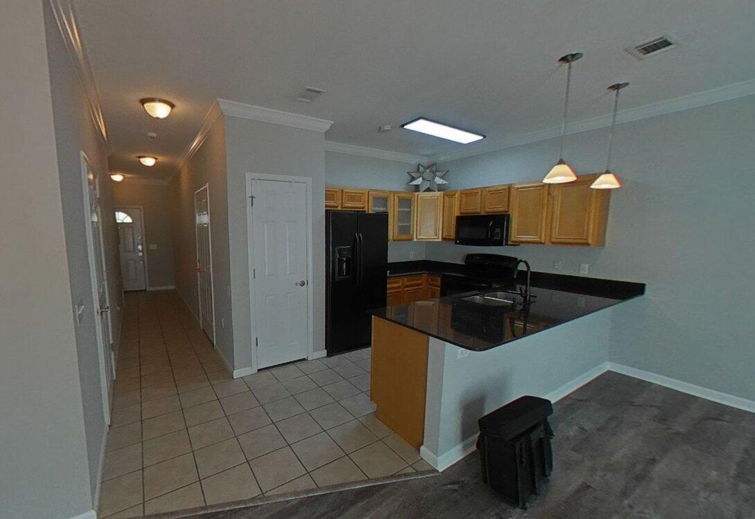 QUAIL HOLLOW - Residential