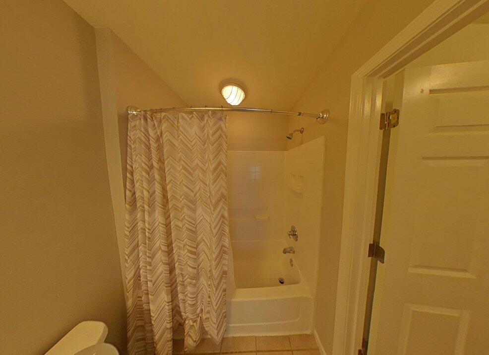 QUAIL HOLLOW - Residential