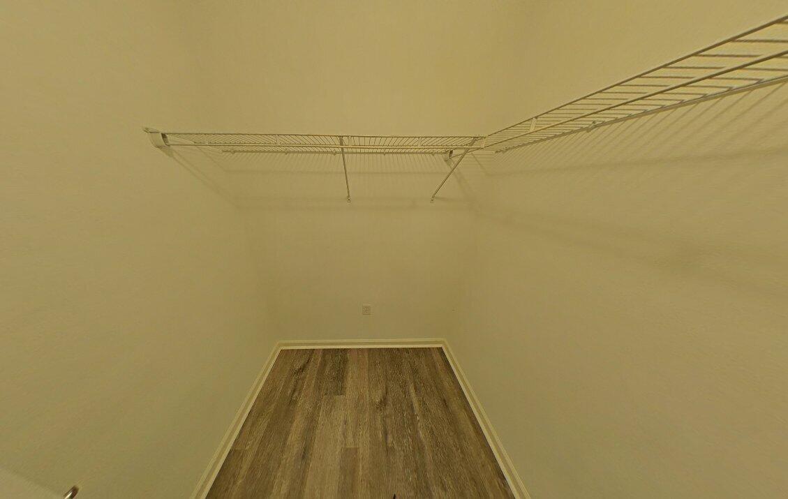 QUAIL HOLLOW - Residential