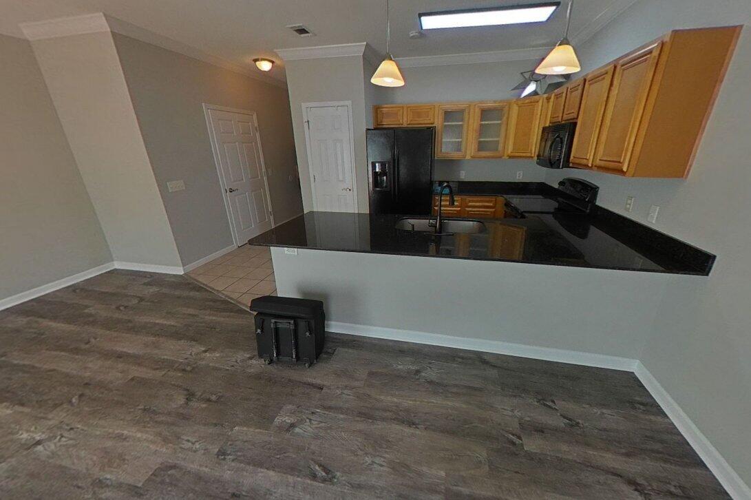 QUAIL HOLLOW - Residential