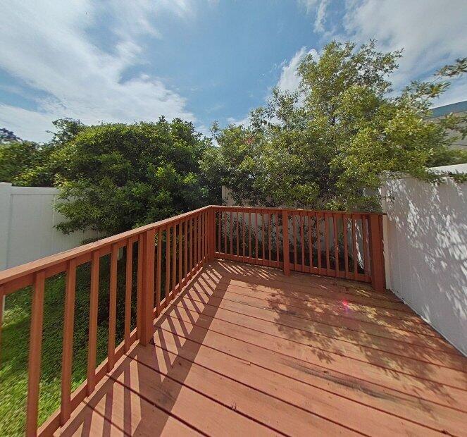 QUAIL HOLLOW - Residential