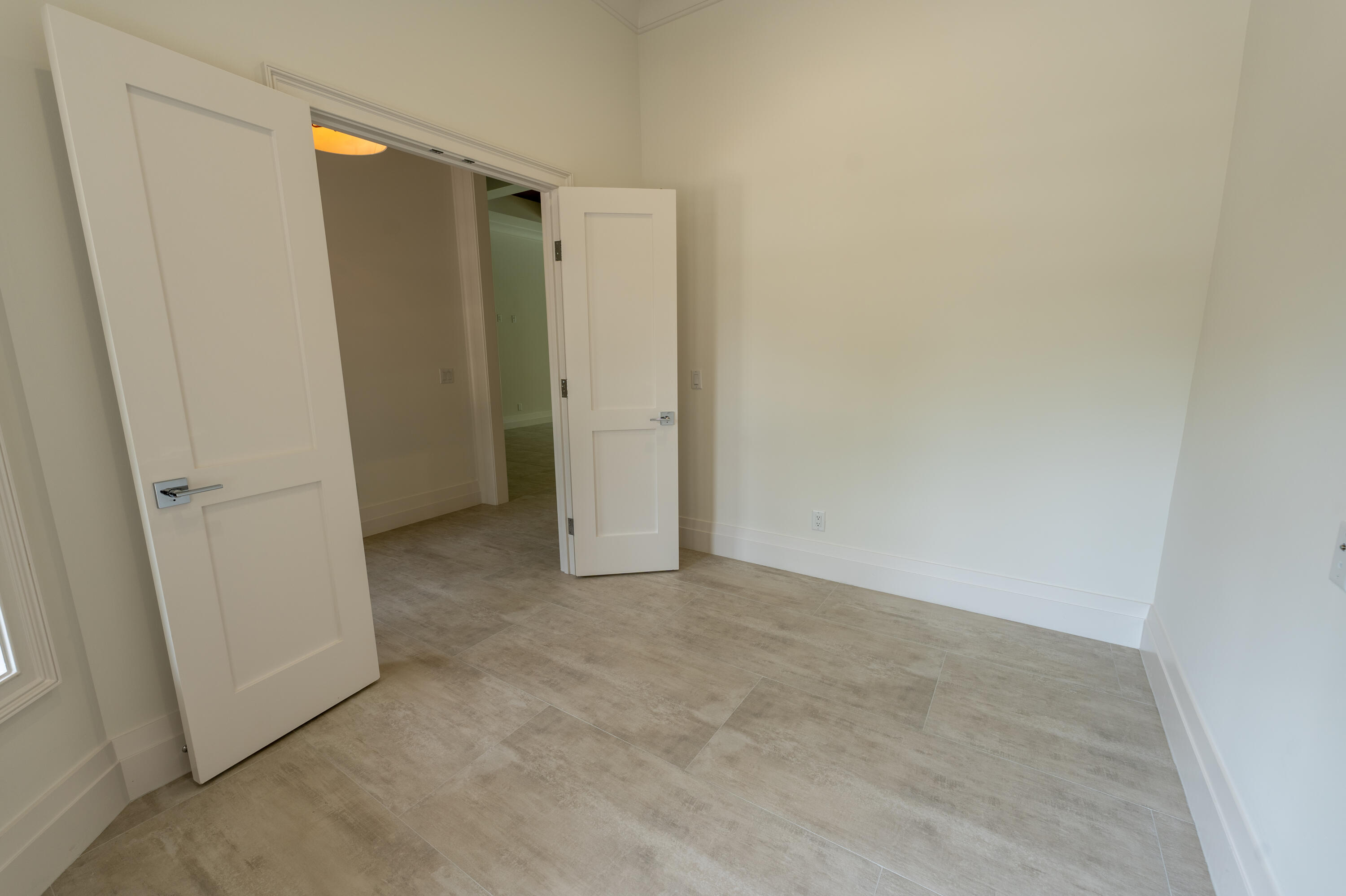 TROON DRIVE - Residential