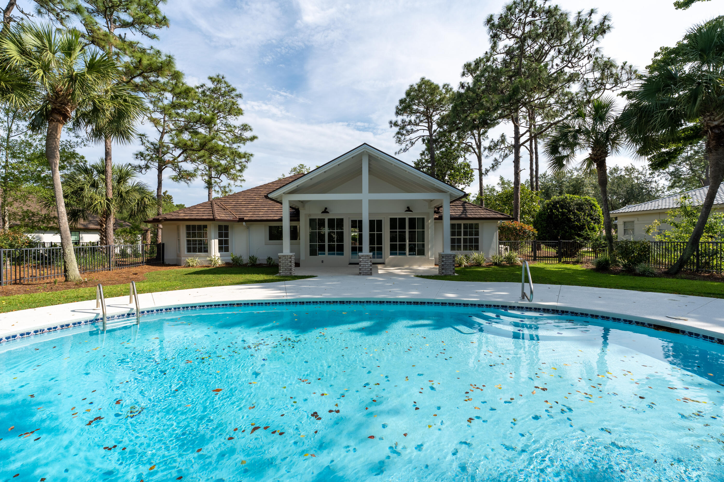 TROON DRIVE - Residential