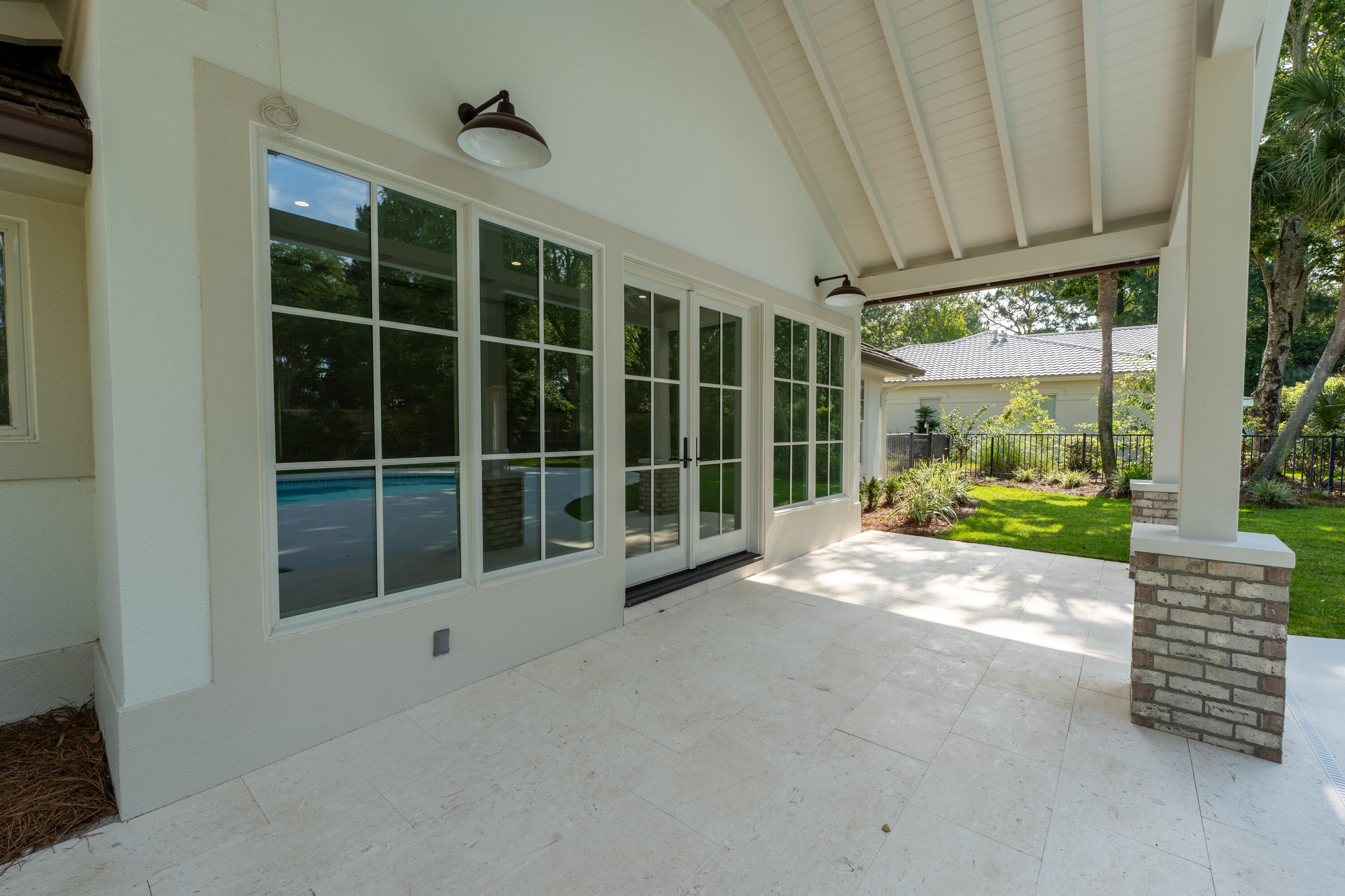 TROON DRIVE - Residential